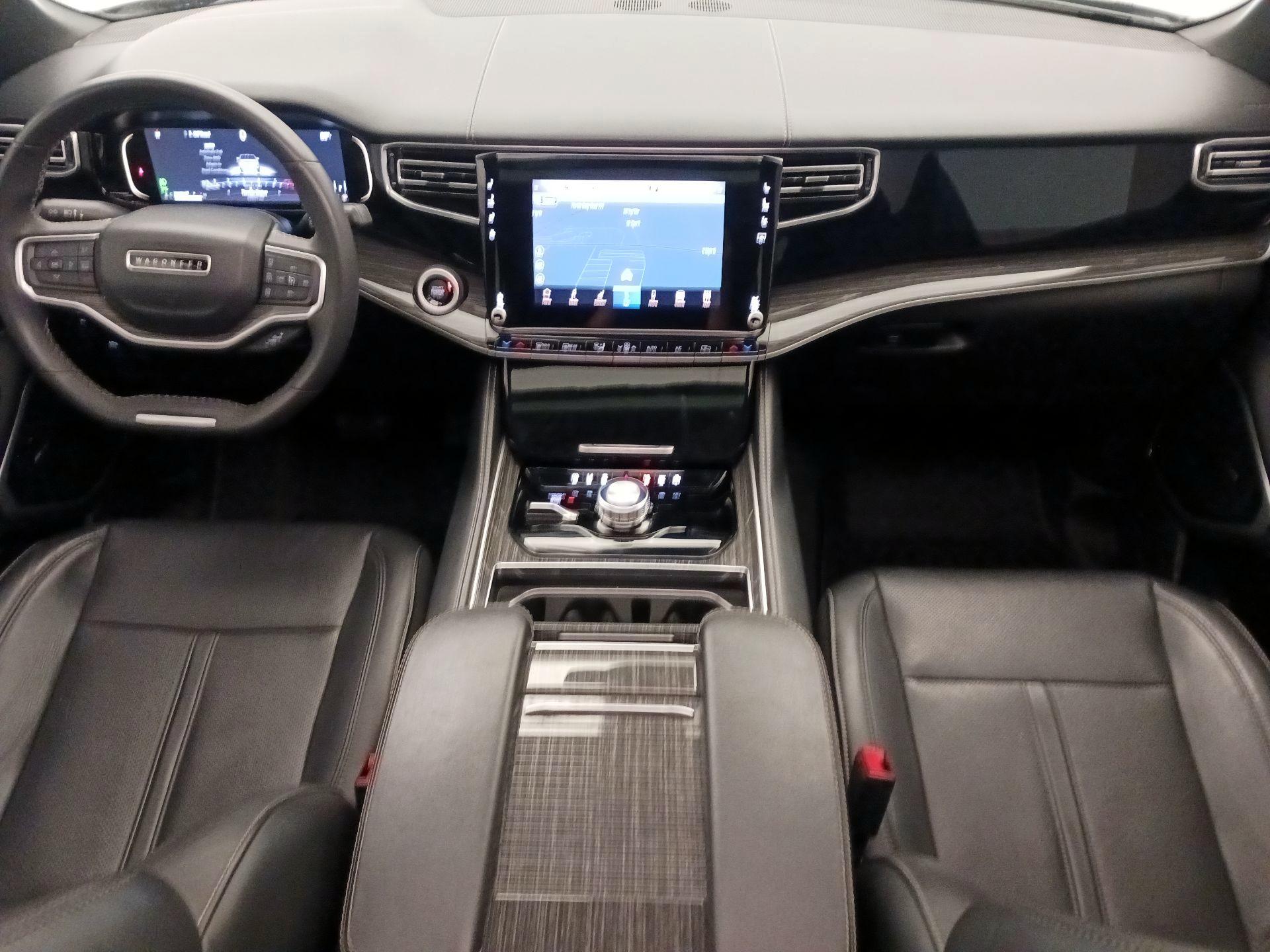 Thumbnail: 2022 Jeep Wagoneer - 9