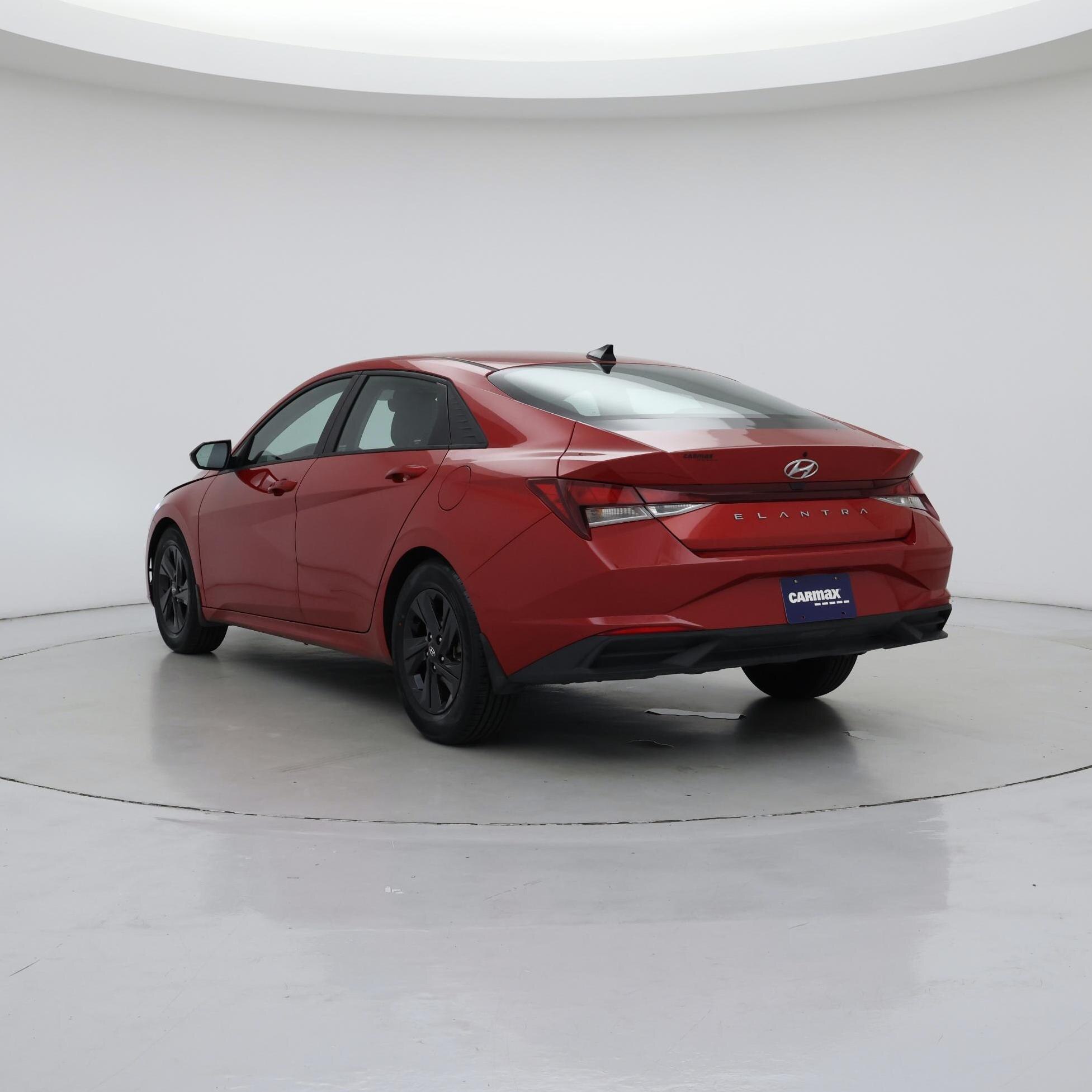 Thumbnail: 2022 Hyundai Elantra - 2