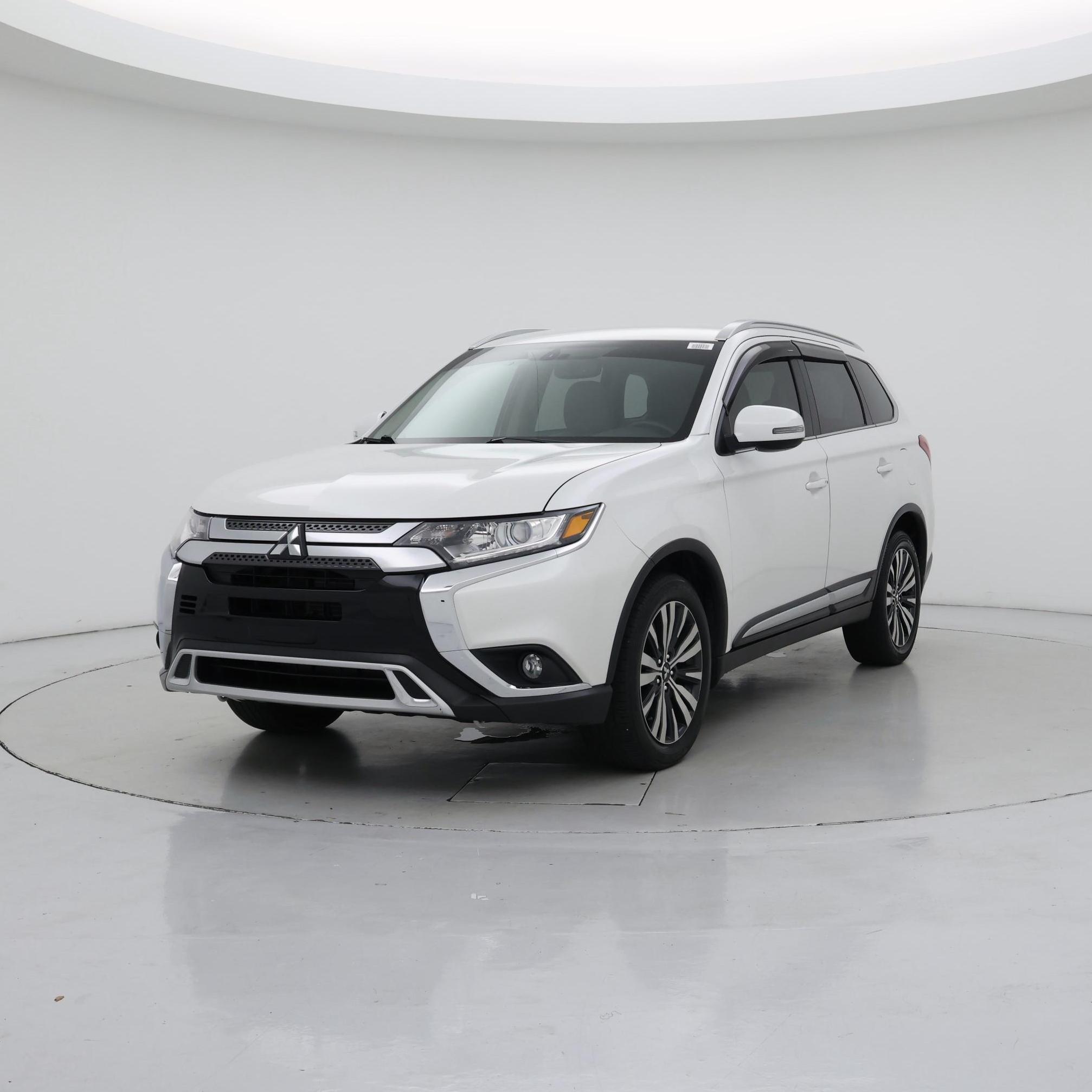 Thumbnail: 2019 Mitsubishi Outlander - 5