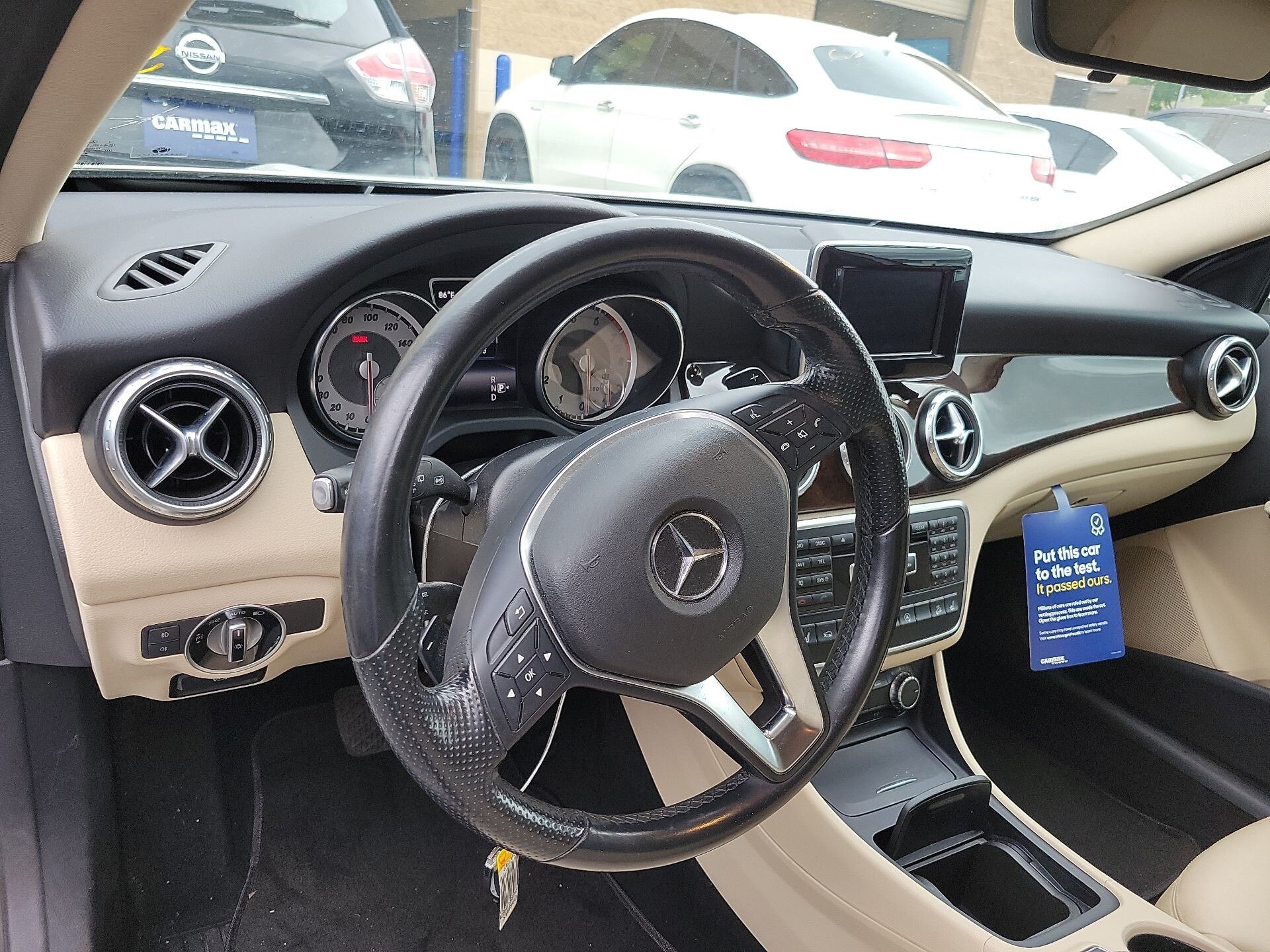 Thumbnail: 2015 Mercedes-Benz GLA - 11