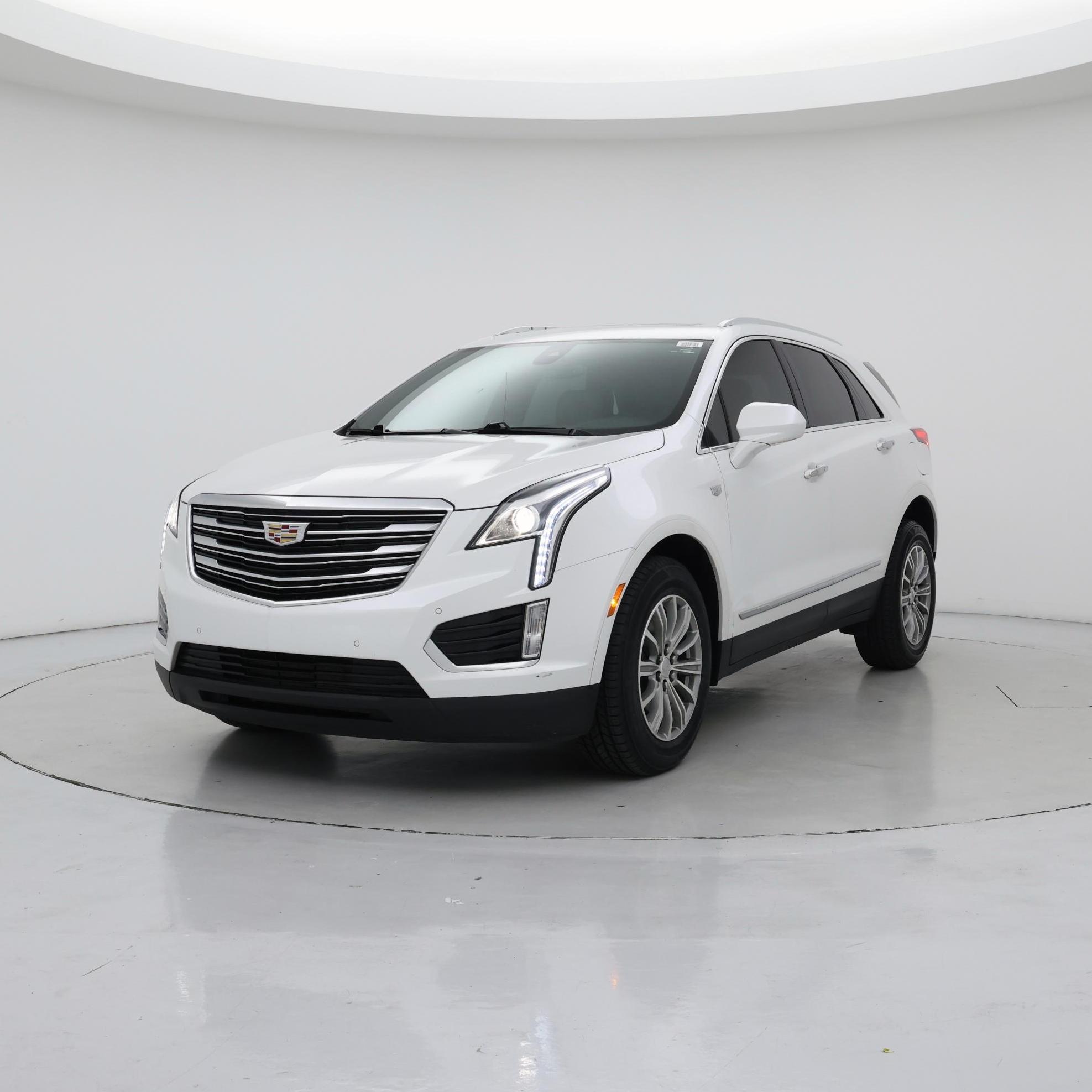 Thumbnail: 2017 Cadillac XT5 - 4