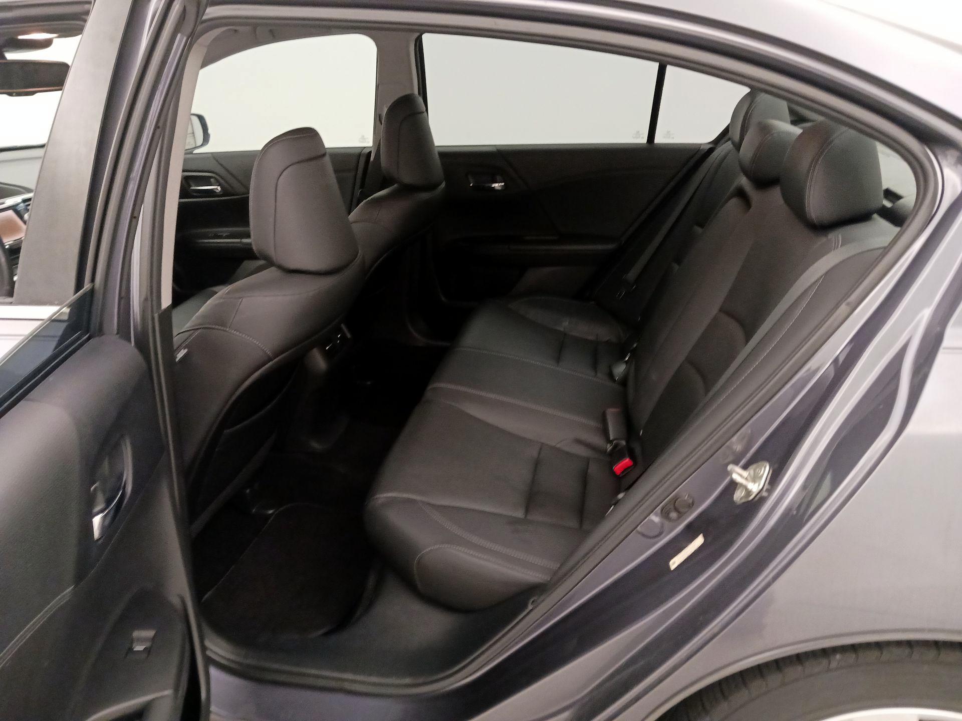 Thumbnail: 2013 Honda Accord - 20