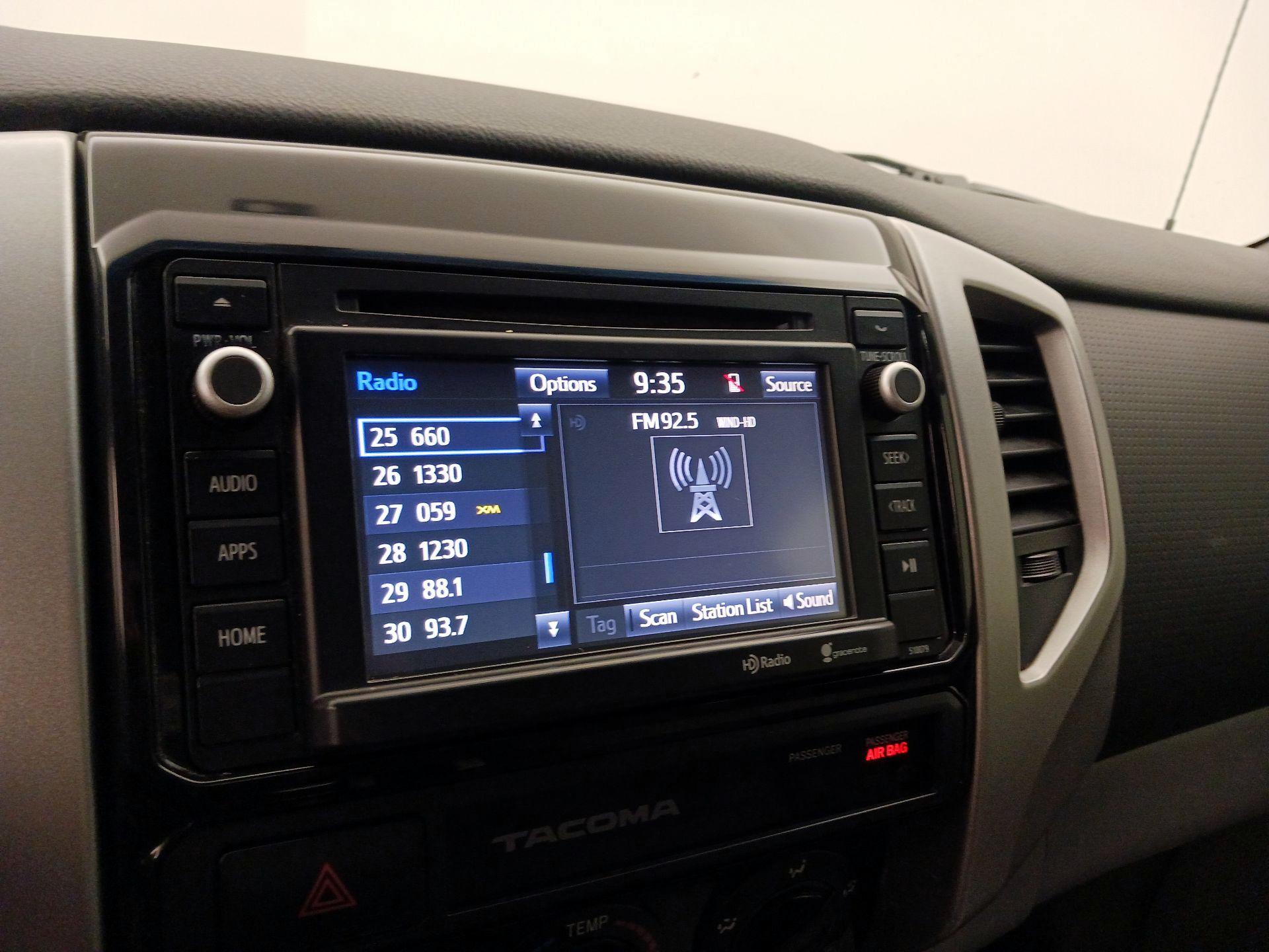 Thumbnail: 2015 Toyota Tacoma - 15