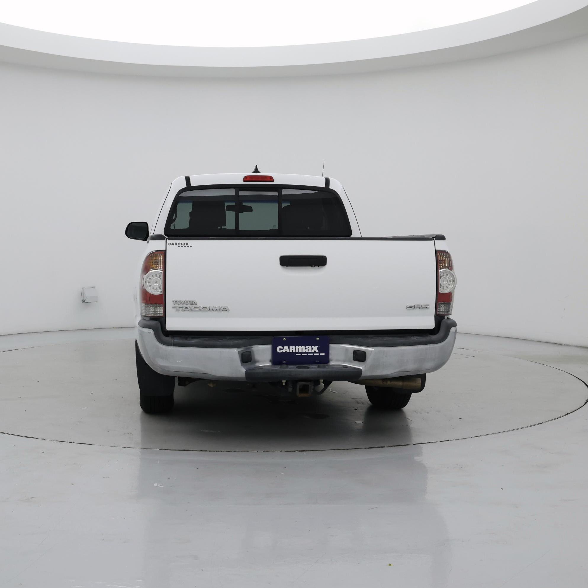 Thumbnail: 2015 Toyota Tacoma - 6