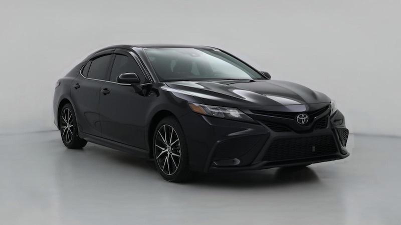 2024 Toyota Camry SE Hero Image