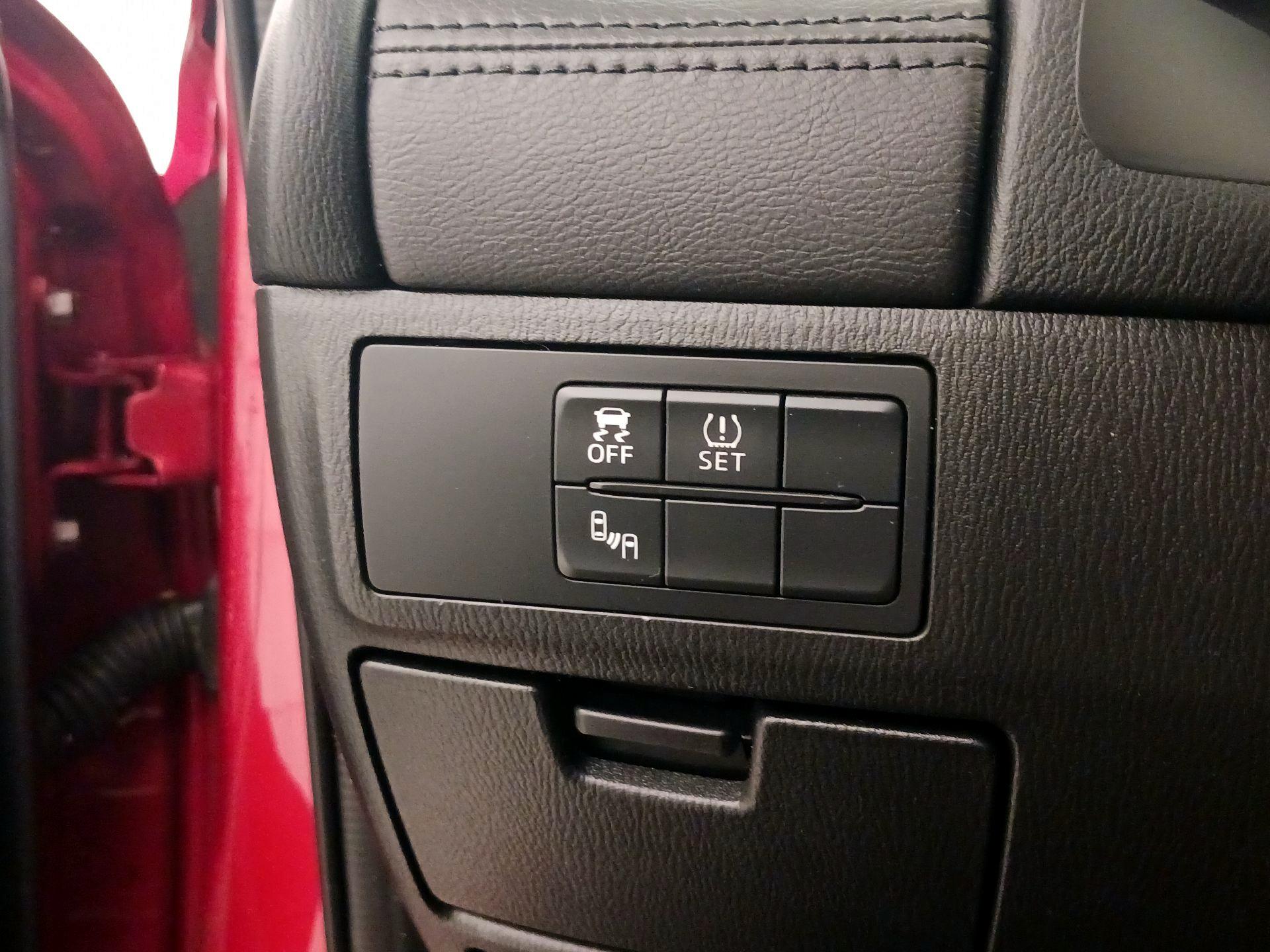 Thumbnail: 2016 Mazda Mazda6 - 13