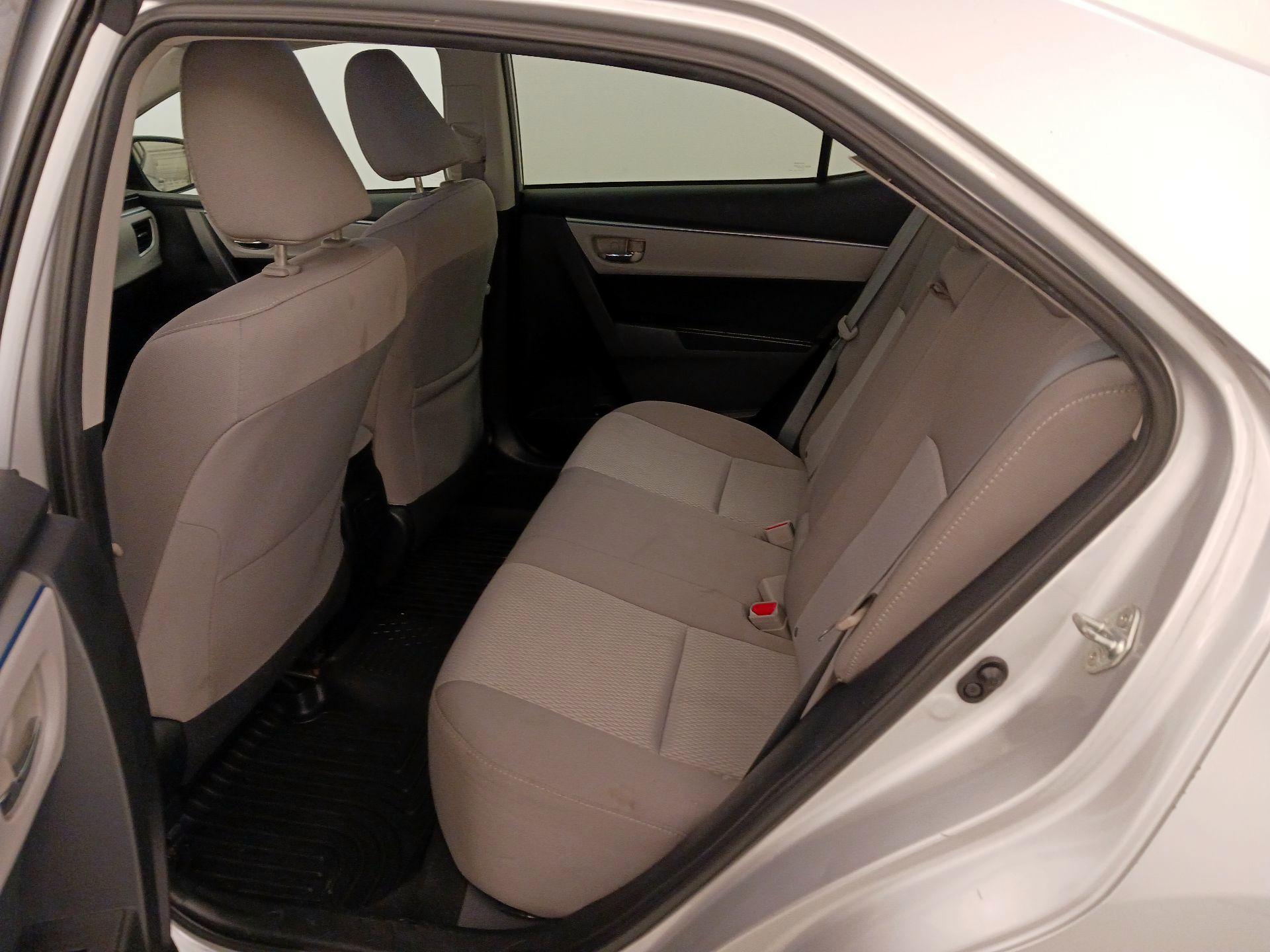 Thumbnail: 2015 Toyota Corolla - 19