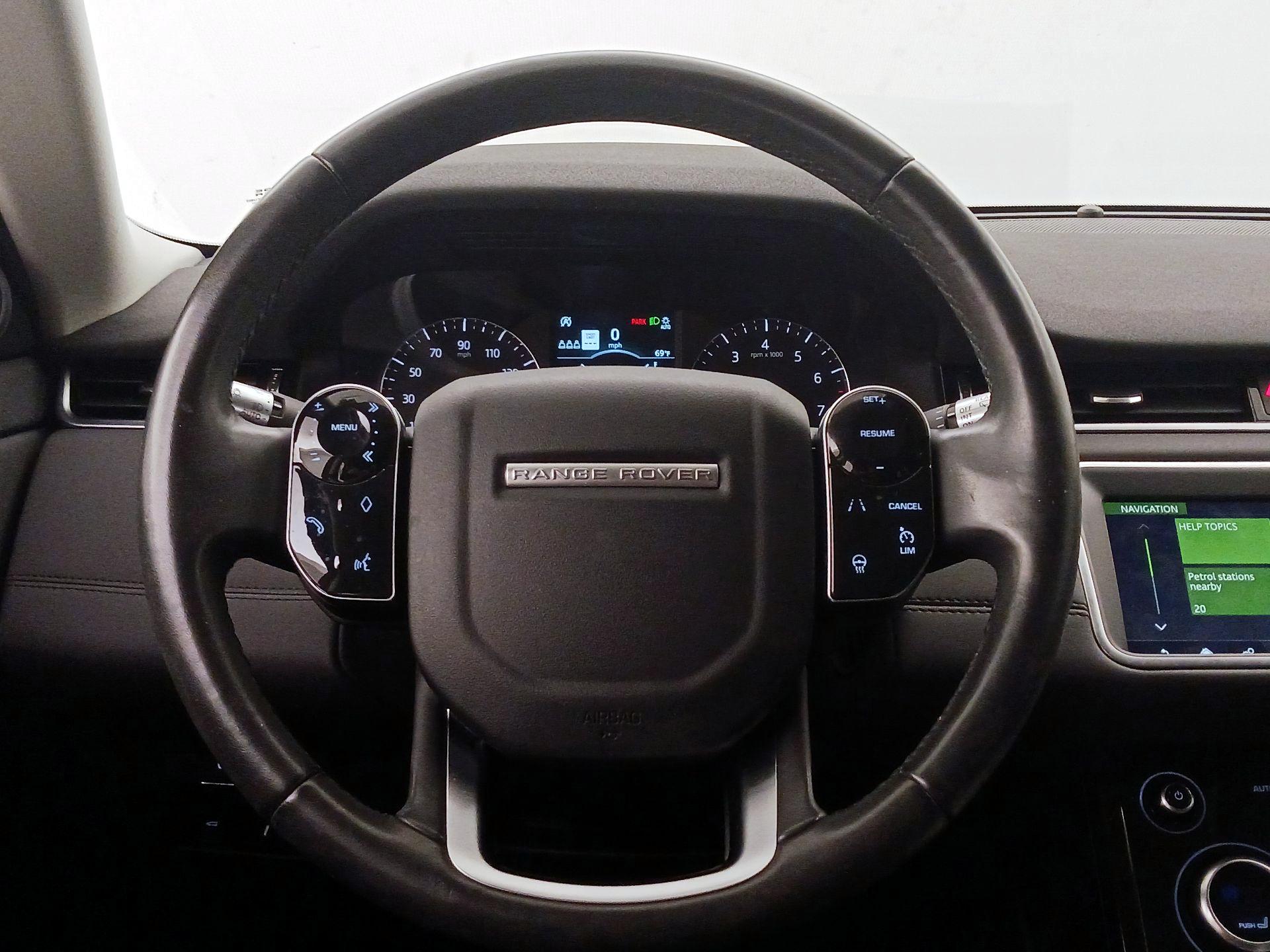 Thumbnail: 2020 Land Rover Range Rover Evoque - 10