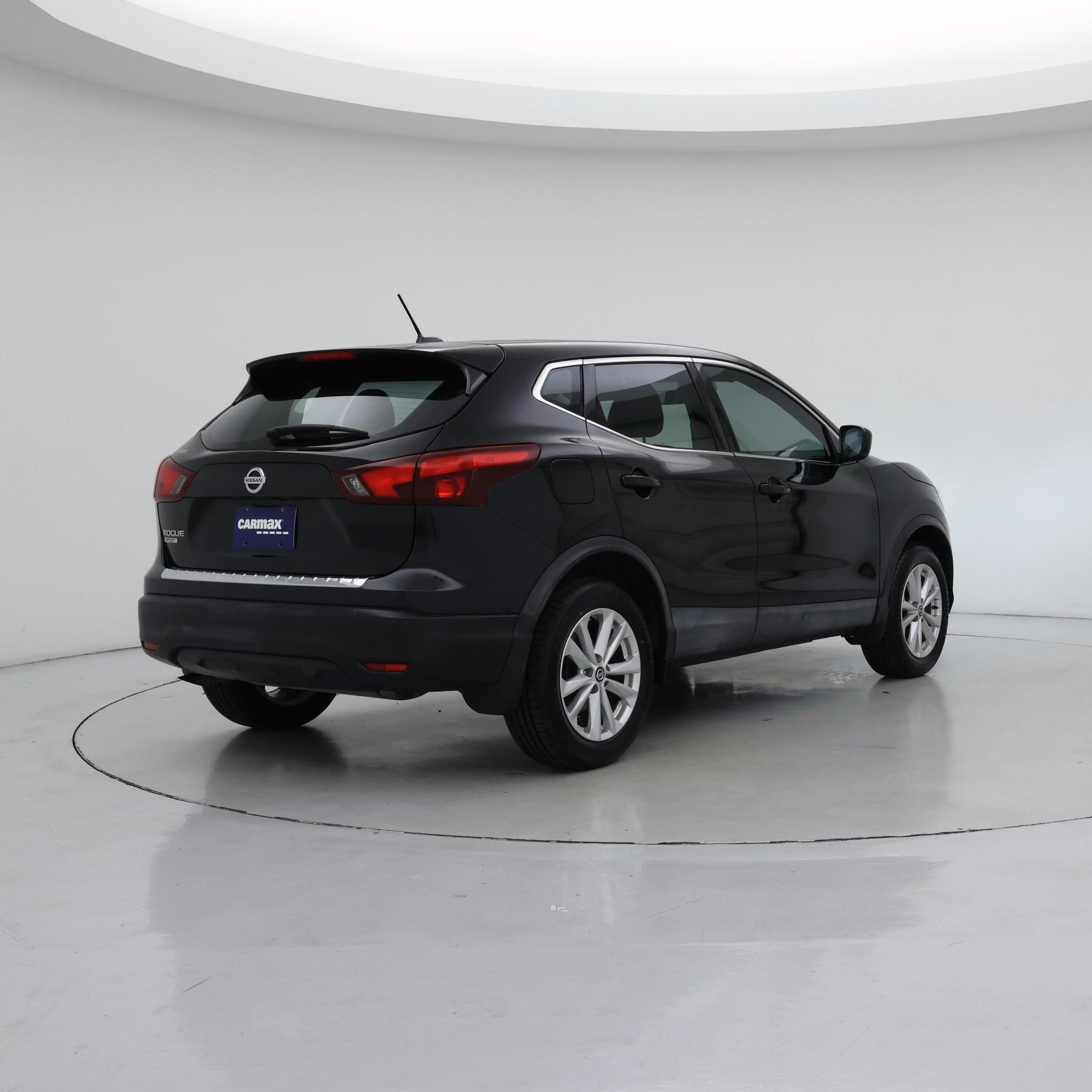 Thumbnail: 2019 Nissan Rogue Sport - 8