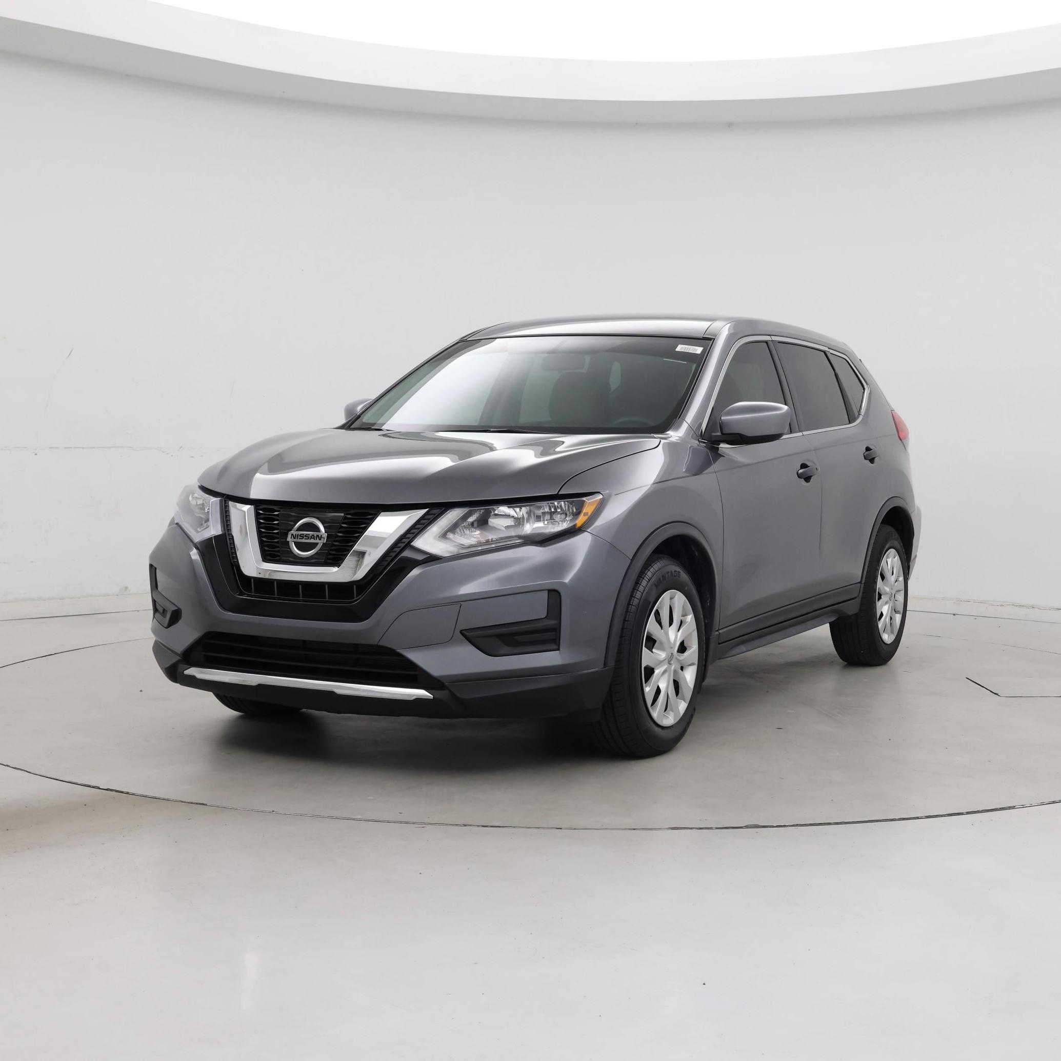 Thumbnail: 2017 Nissan Rogue - 4