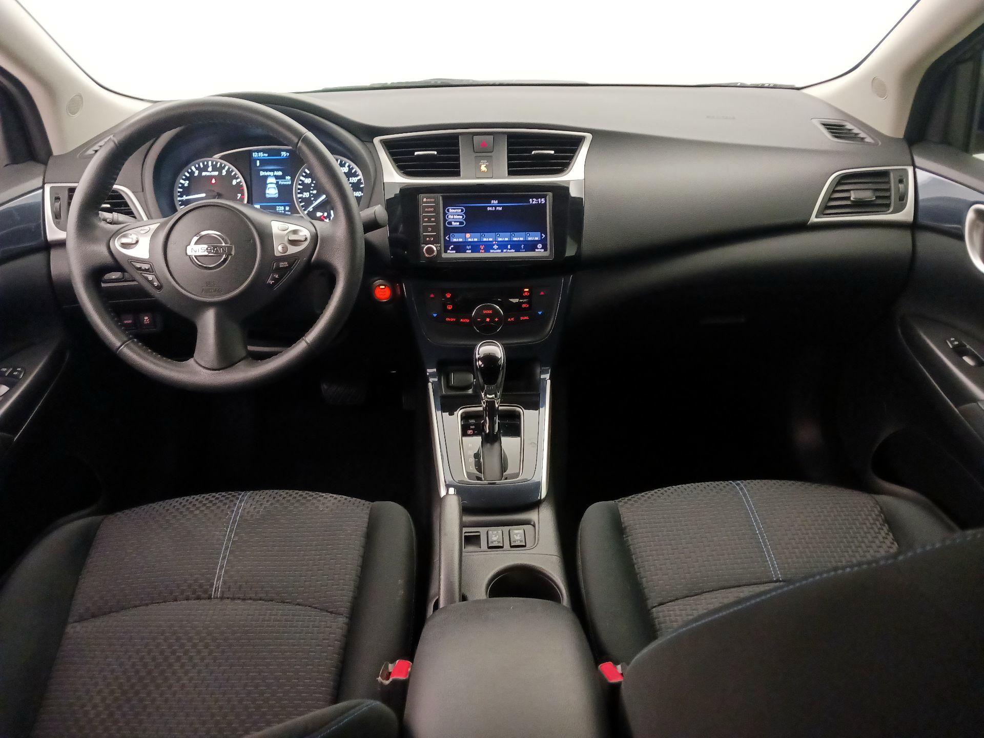 Thumbnail: 2019 Nissan Sentra - 9