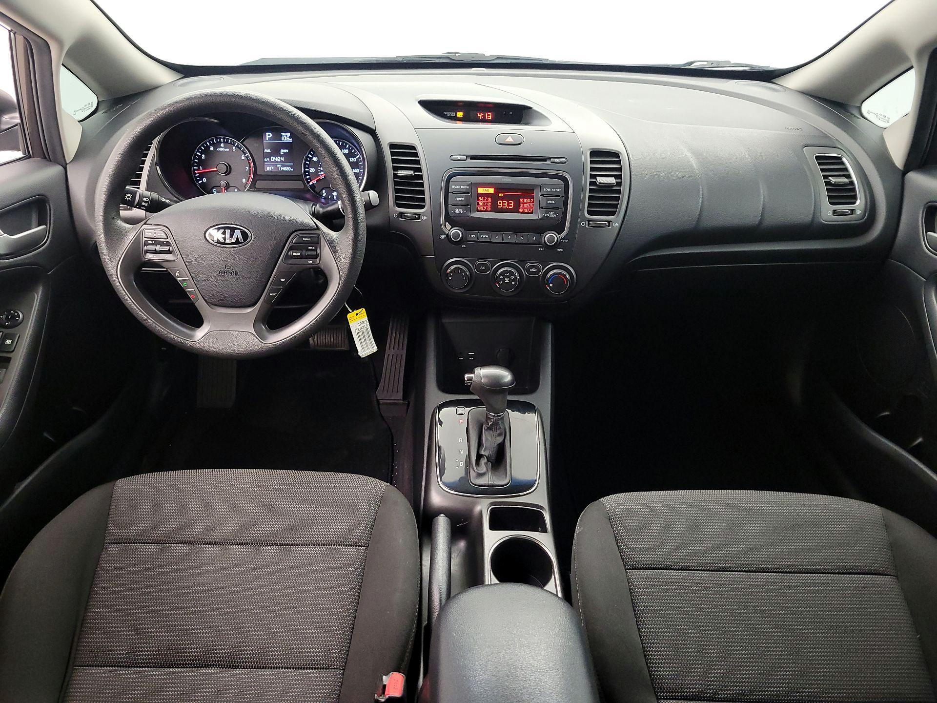 Thumbnail: 2018 Kia Forte - 9