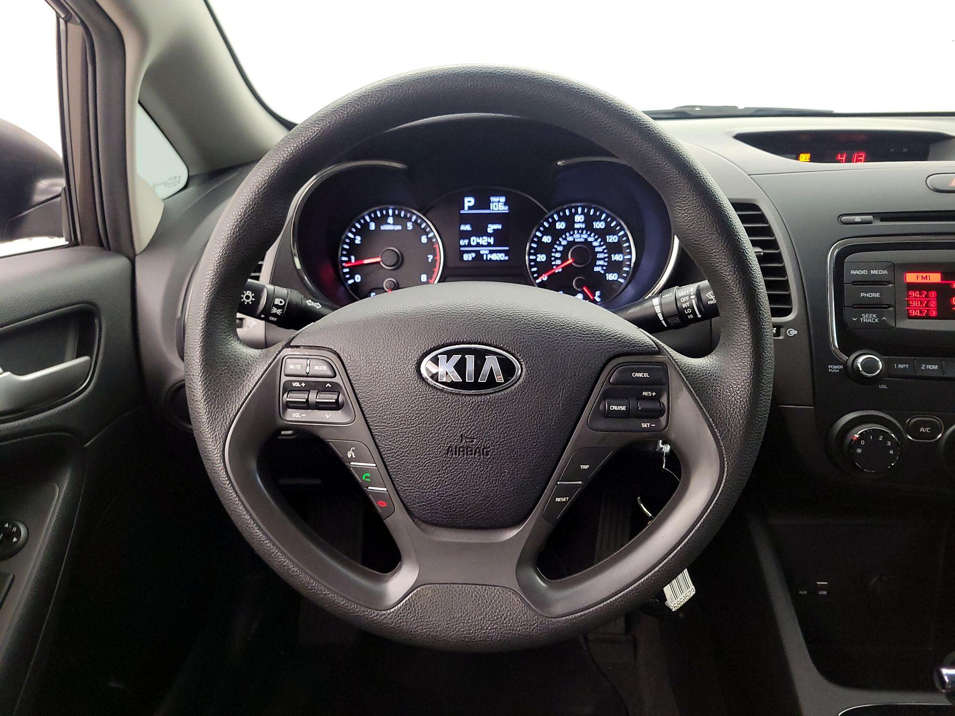 Thumbnail: 2018 Kia Forte - 10