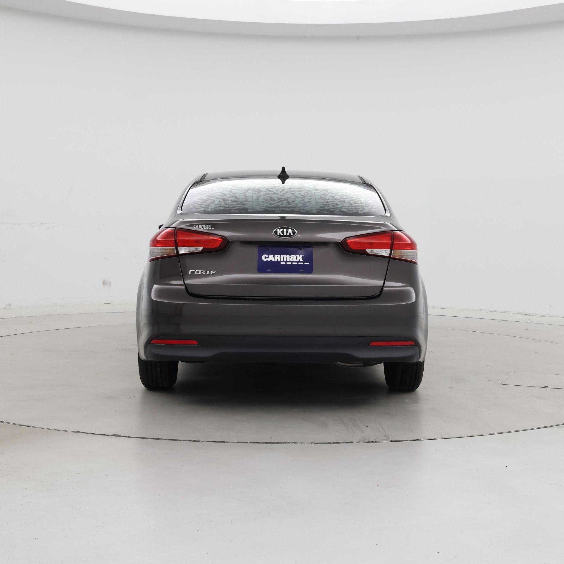Thumbnail: 2018 Kia Forte - 6