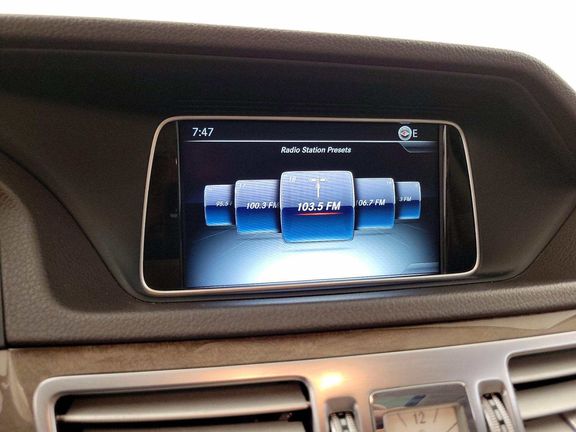 Thumbnail: 2016 Mercedes-Benz E-Class - 16
