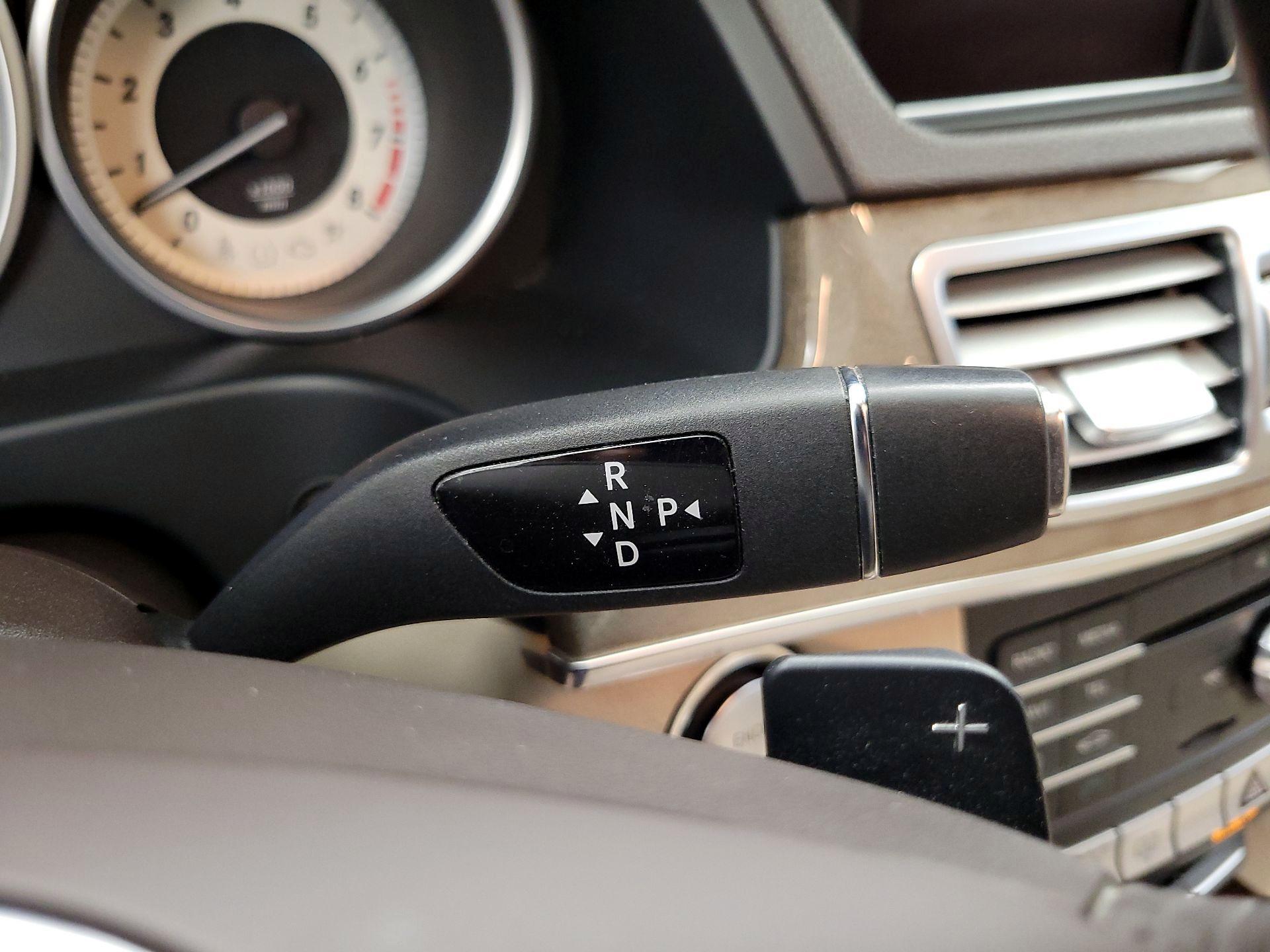 Thumbnail: 2016 Mercedes-Benz E-Class - 18