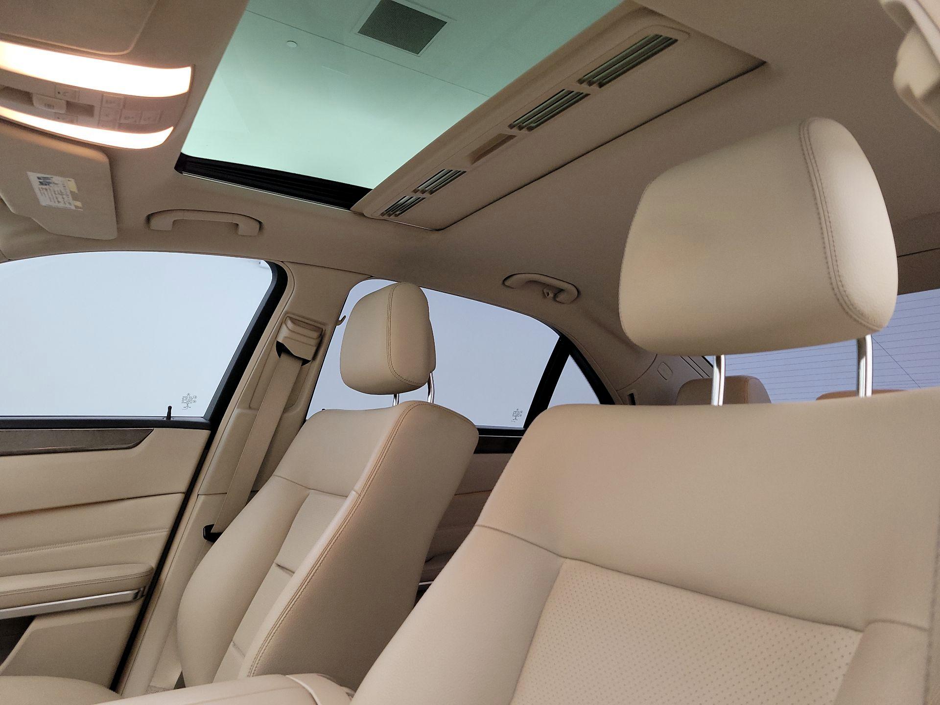 Thumbnail: 2016 Mercedes-Benz E-Class - 20