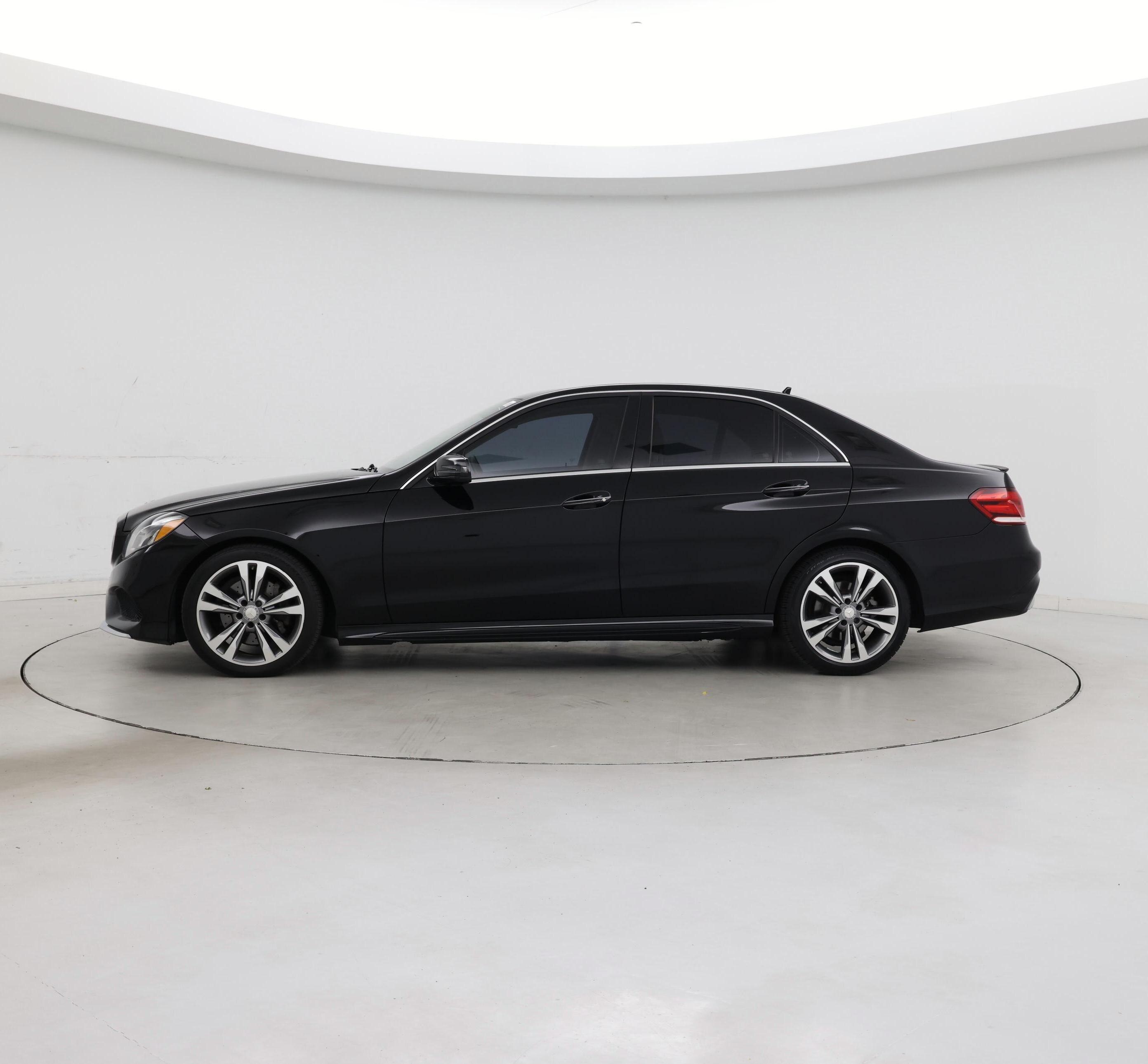 Thumbnail: 2016 Mercedes-Benz E-Class - 3