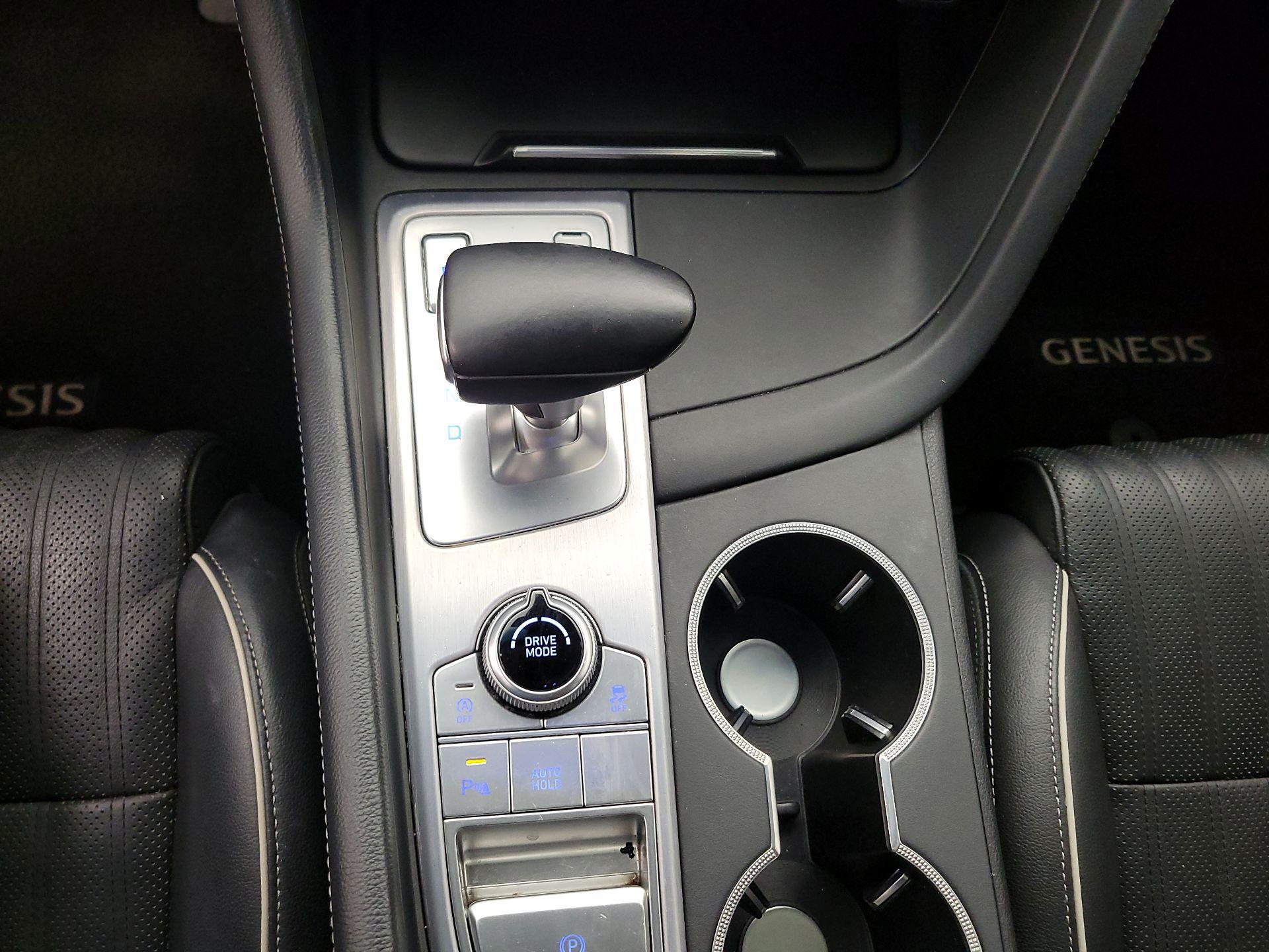 Thumbnail: 2019 Genesis G70 - 18