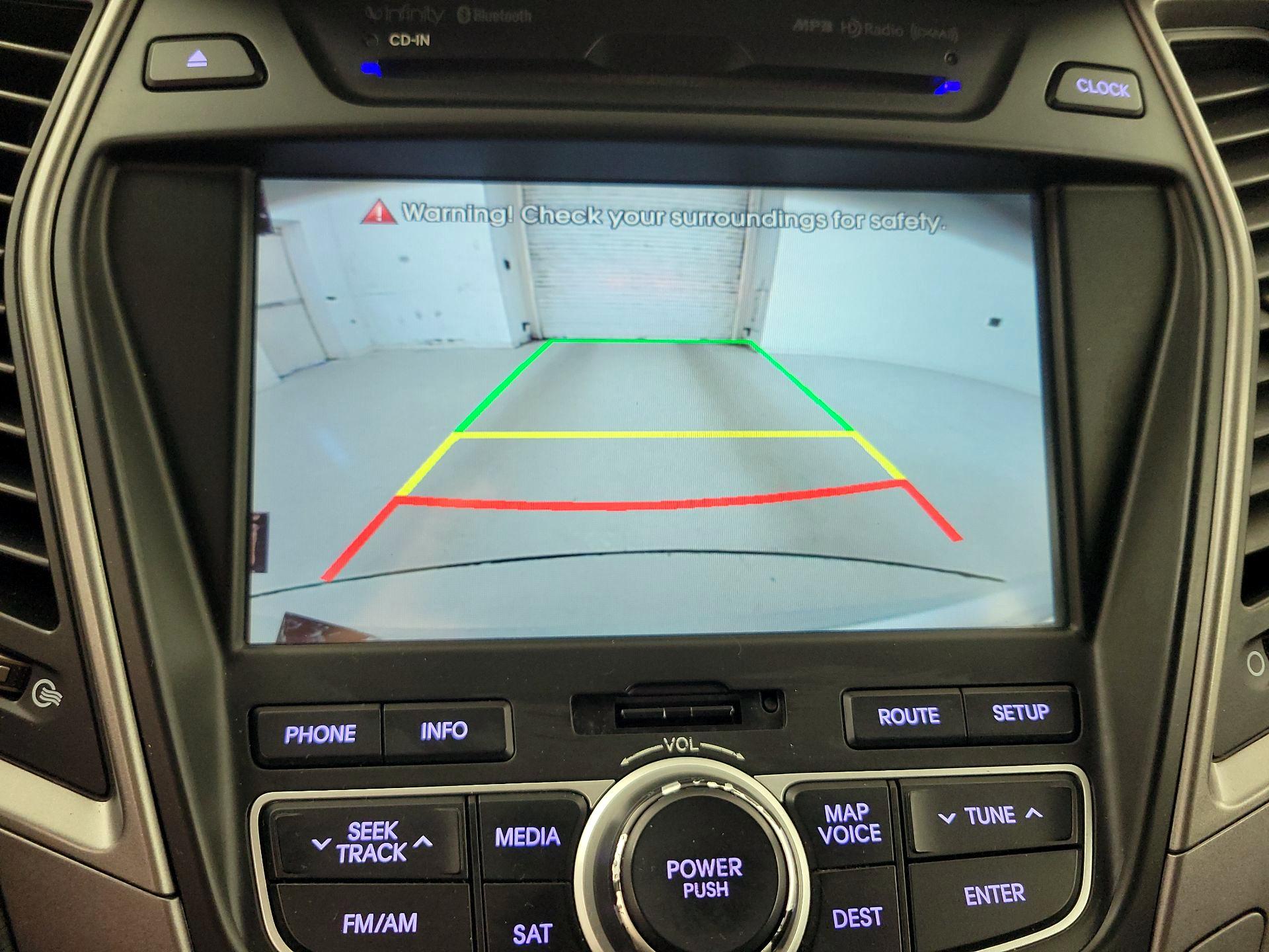 Thumbnail: 2015 Hyundai Santa Fe - 14