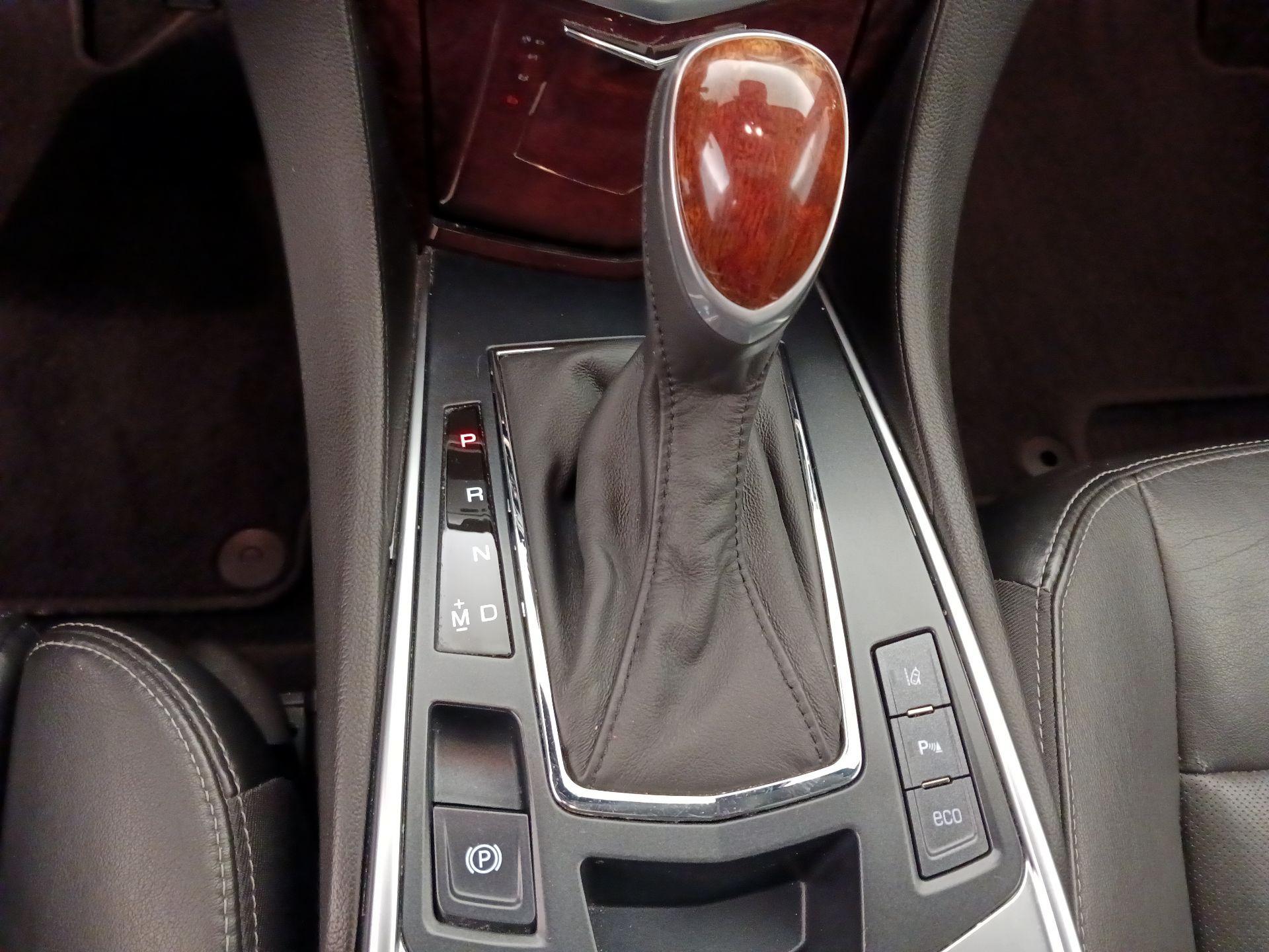 Thumbnail: 2014 Cadillac SRX - 17
