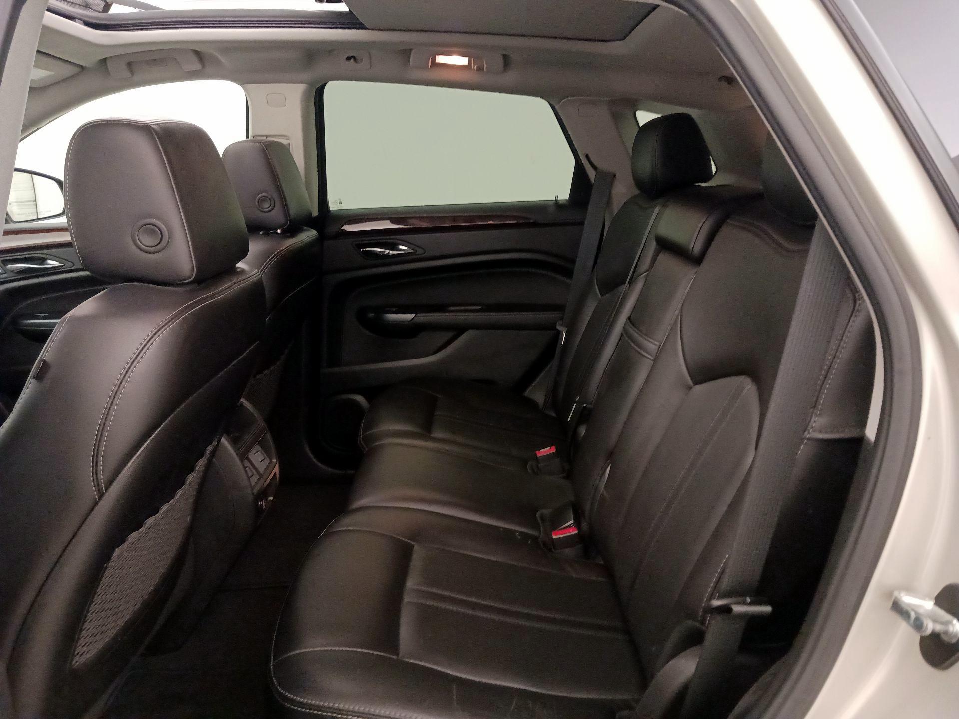 Thumbnail: 2014 Cadillac SRX - 20