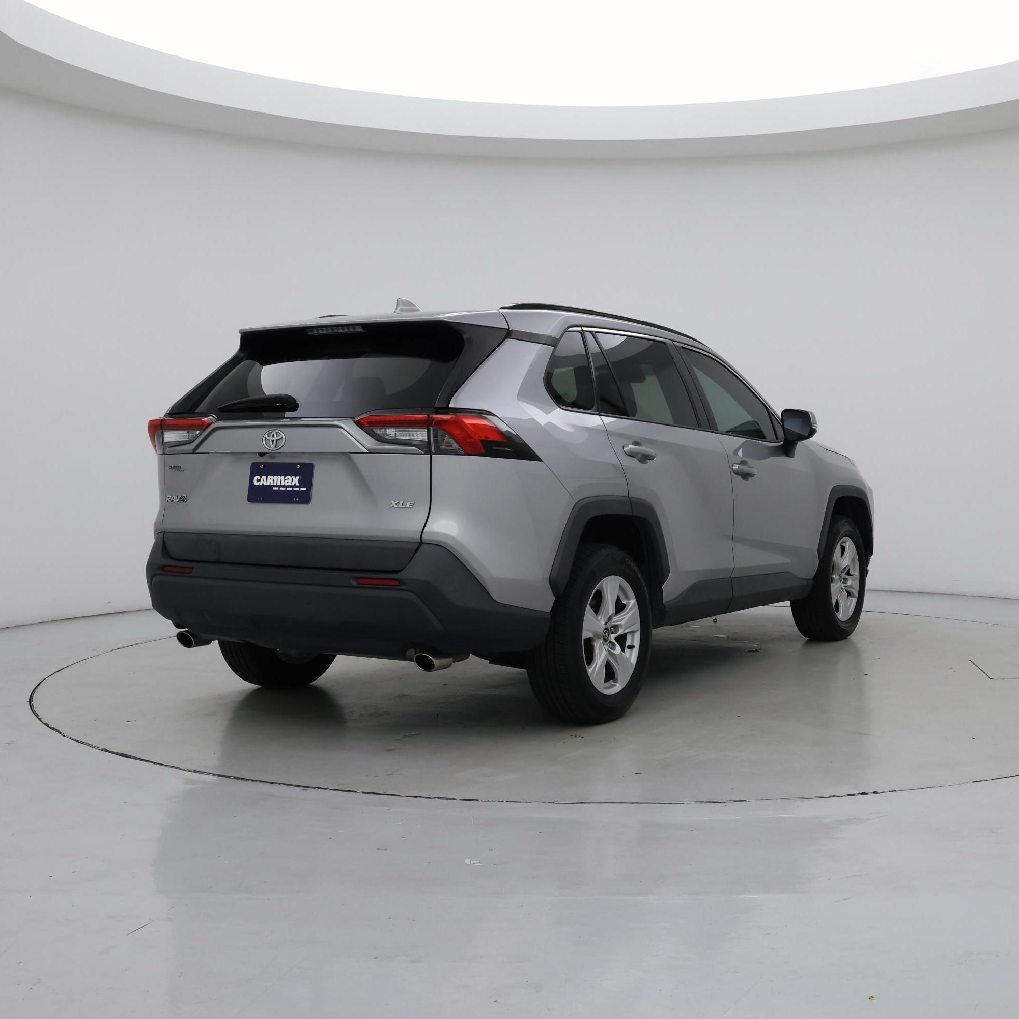 Thumbnail: 2020 Toyota RAV4 - 8