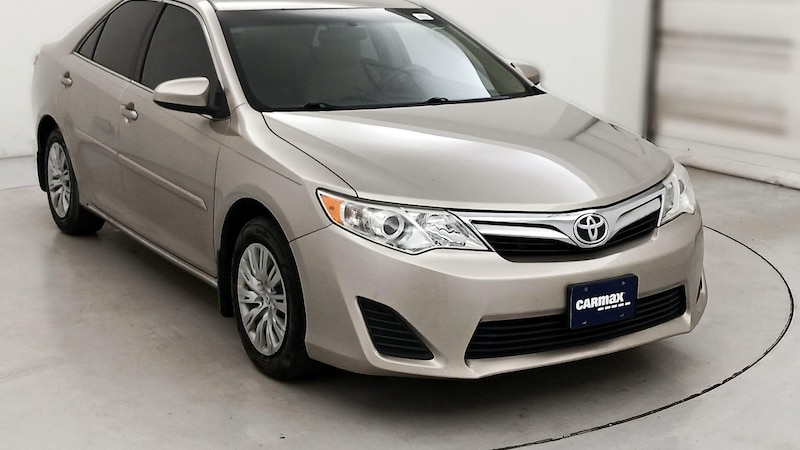 2014 Toyota Camry LE Hero Image