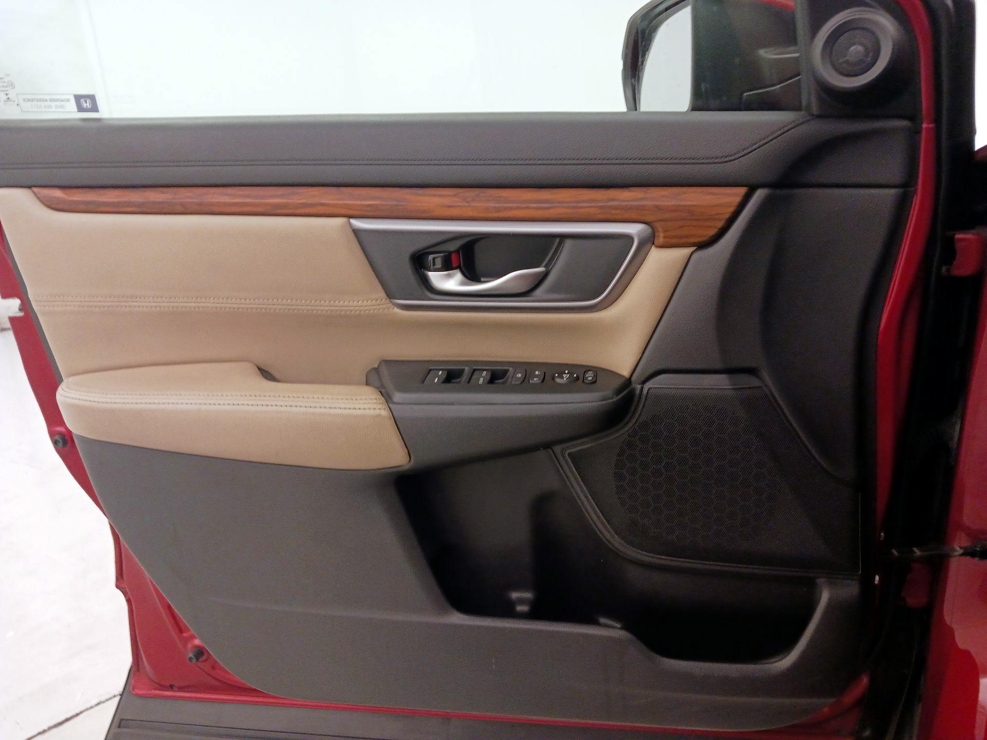 Thumbnail: 2017 Honda CR-V - 12