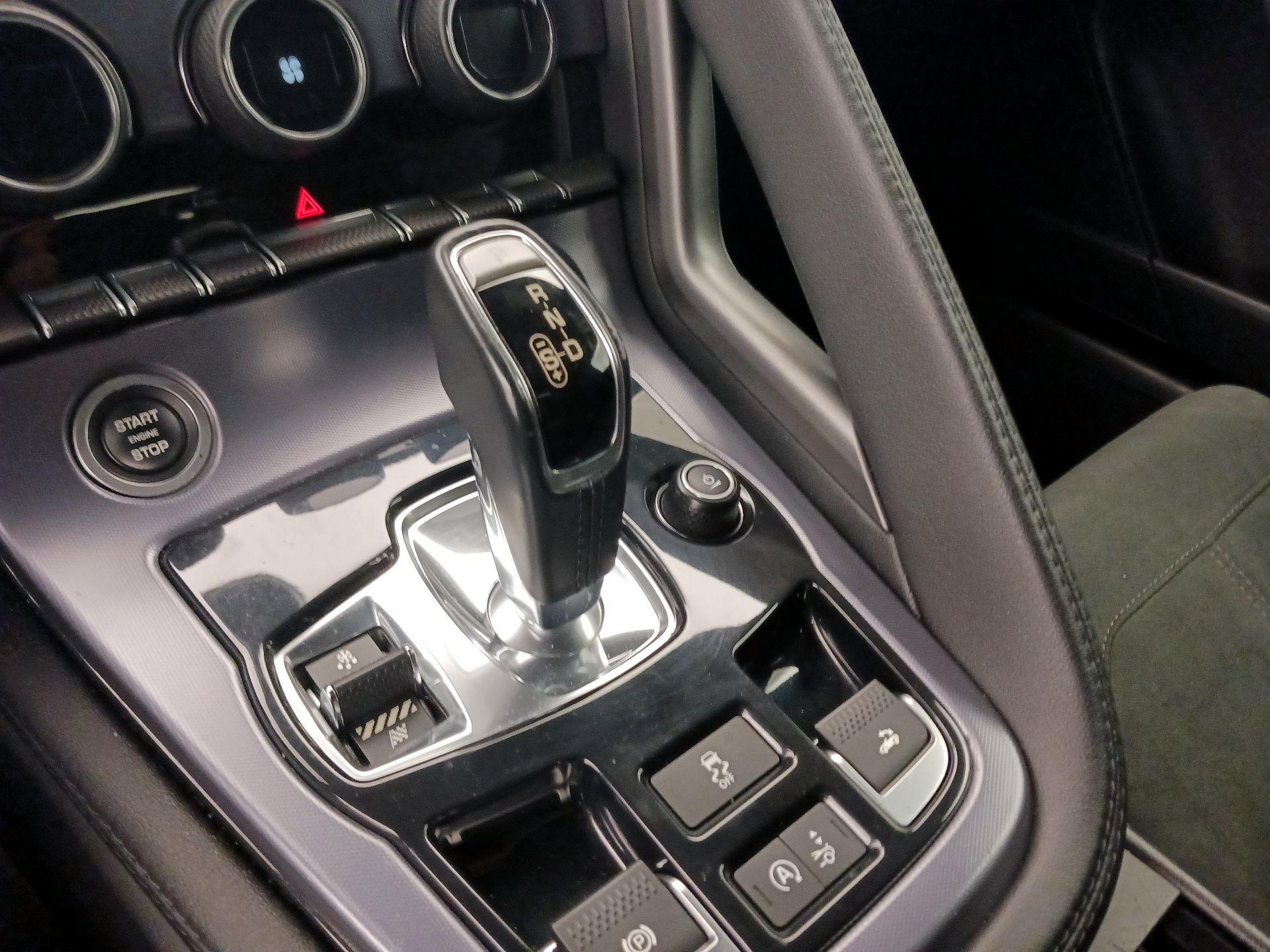 Thumbnail: 2018 Jaguar F-Type - 18
