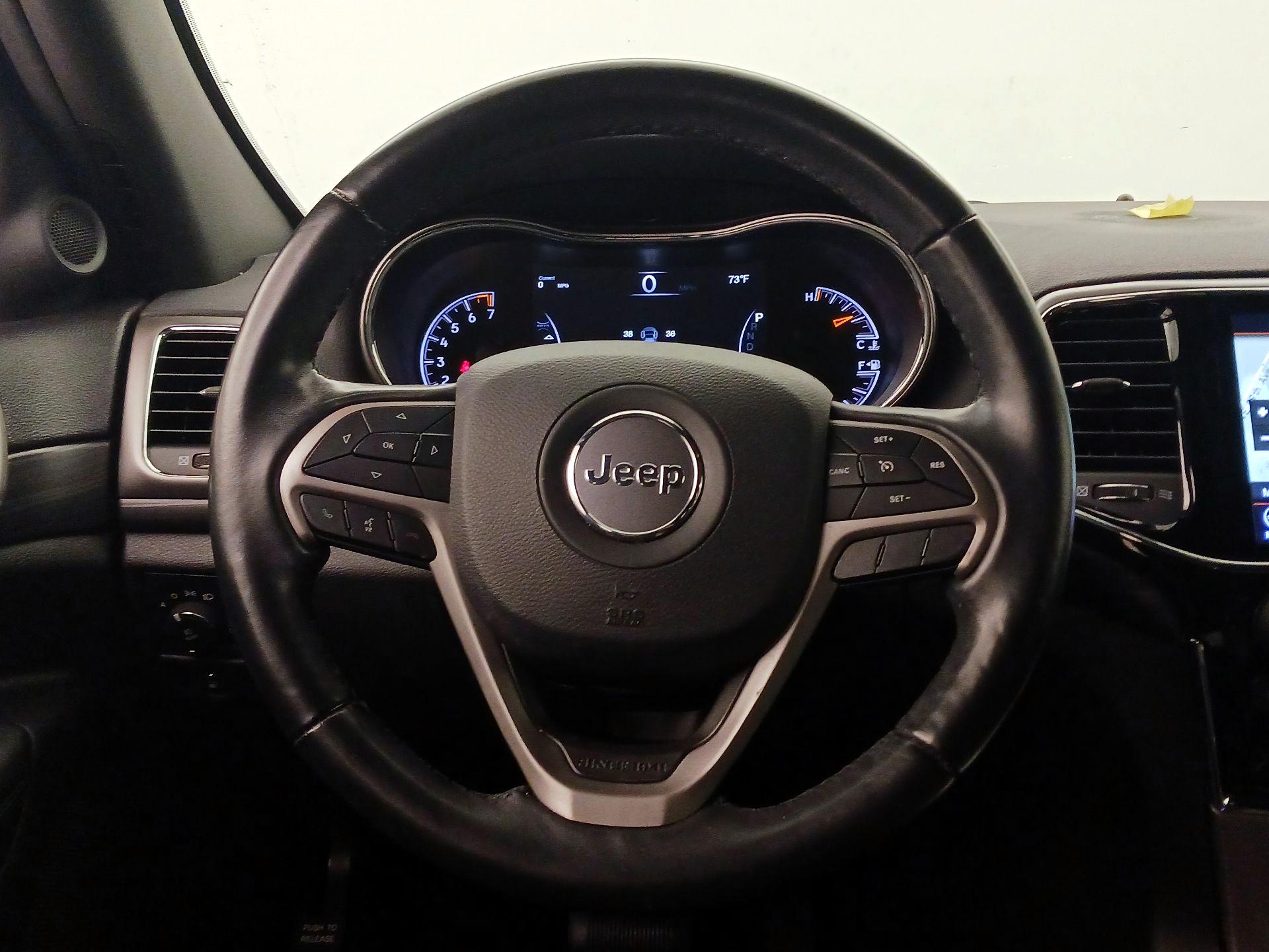 Thumbnail: 2020 Jeep Grand Cherokee - 10