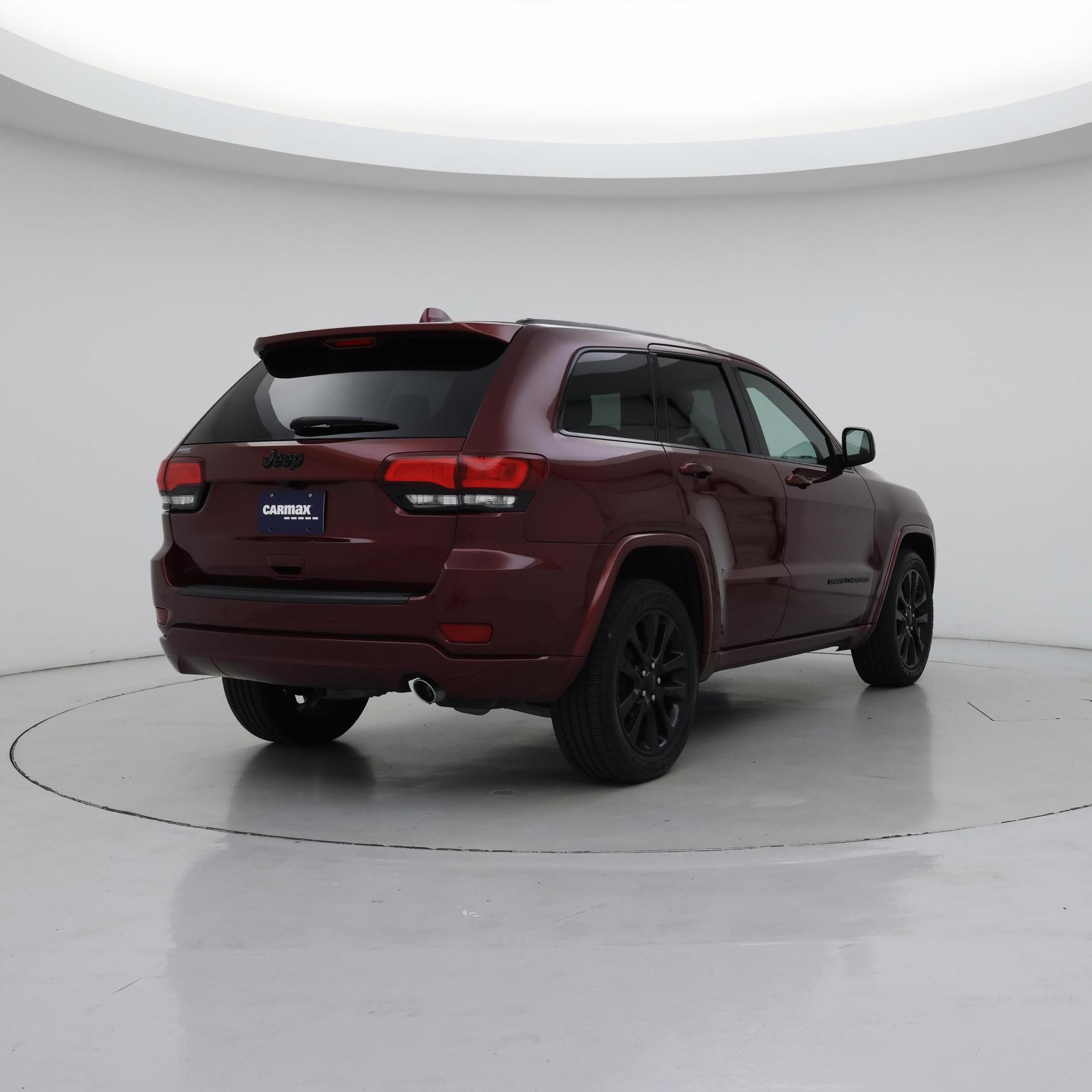 Thumbnail: 2020 Jeep Grand Cherokee - 8