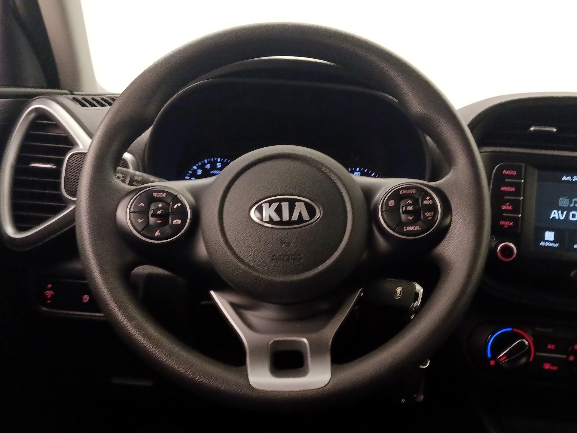 Thumbnail: 2020 Kia Soul - 10