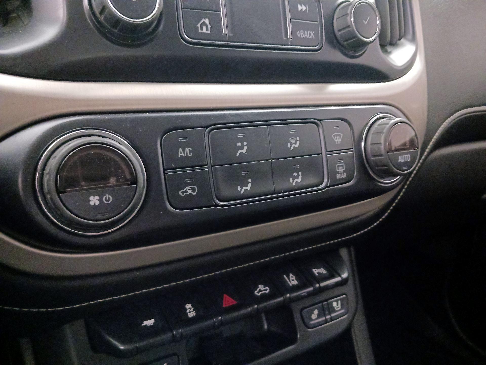 Thumbnail: 2021 GMC Canyon - 17