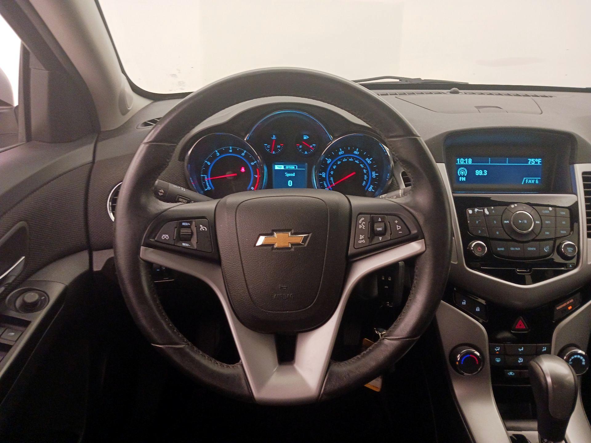 Thumbnail: 2014 Chevrolet Cruze - 10
