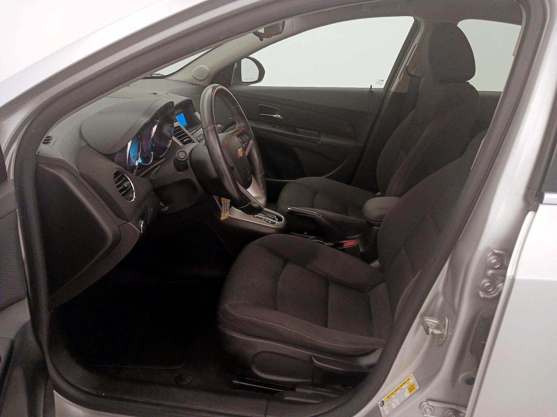 Thumbnail: 2014 Chevrolet Cruze - 11