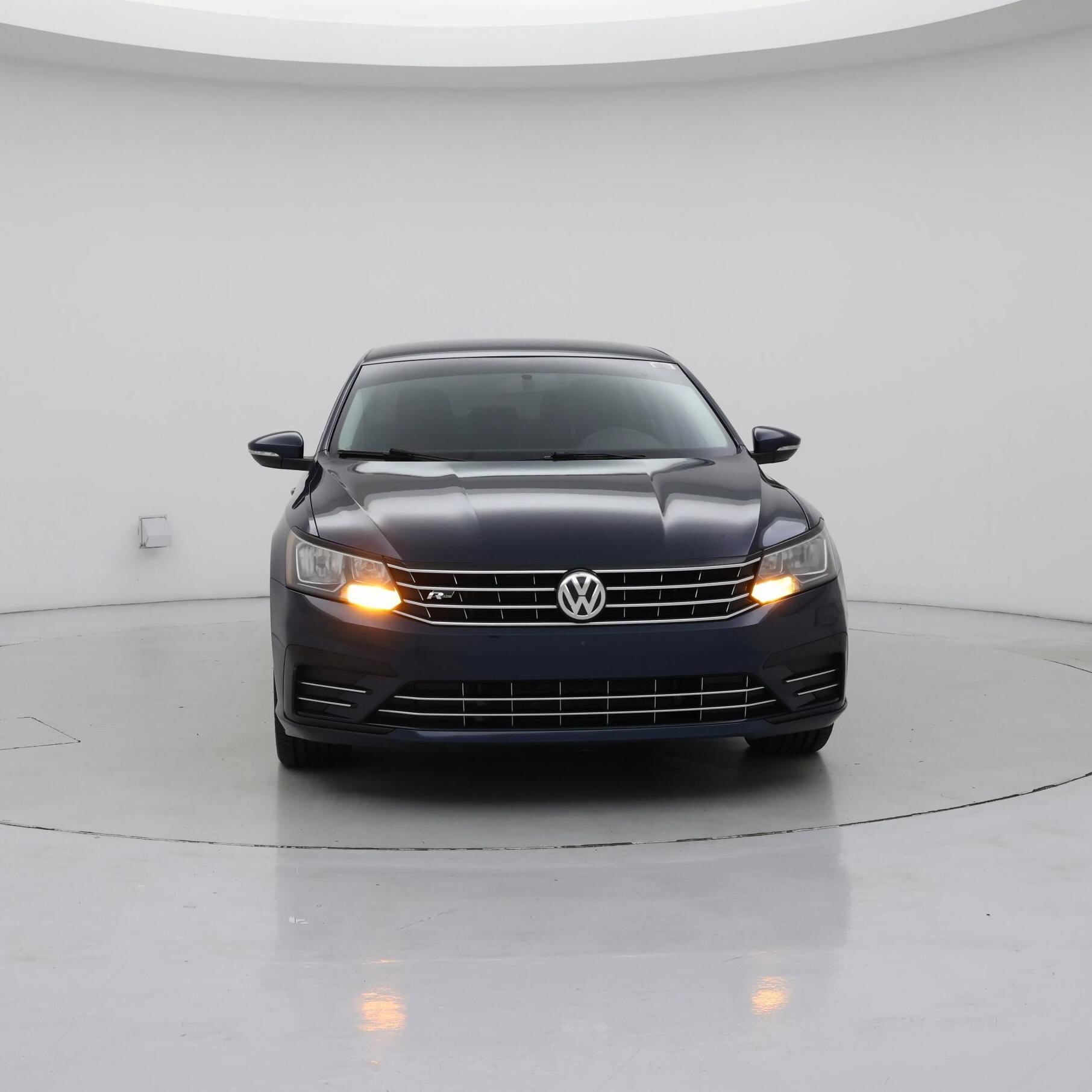 Thumbnail: 2018 Volkswagen Passat - 5