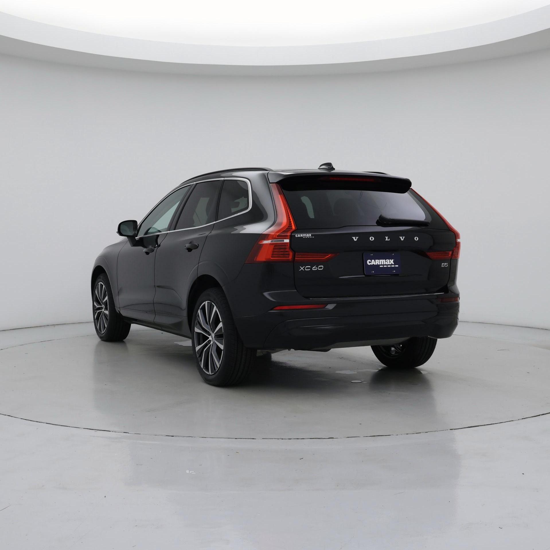 Thumbnail: 2022 Volvo XC60 - 2