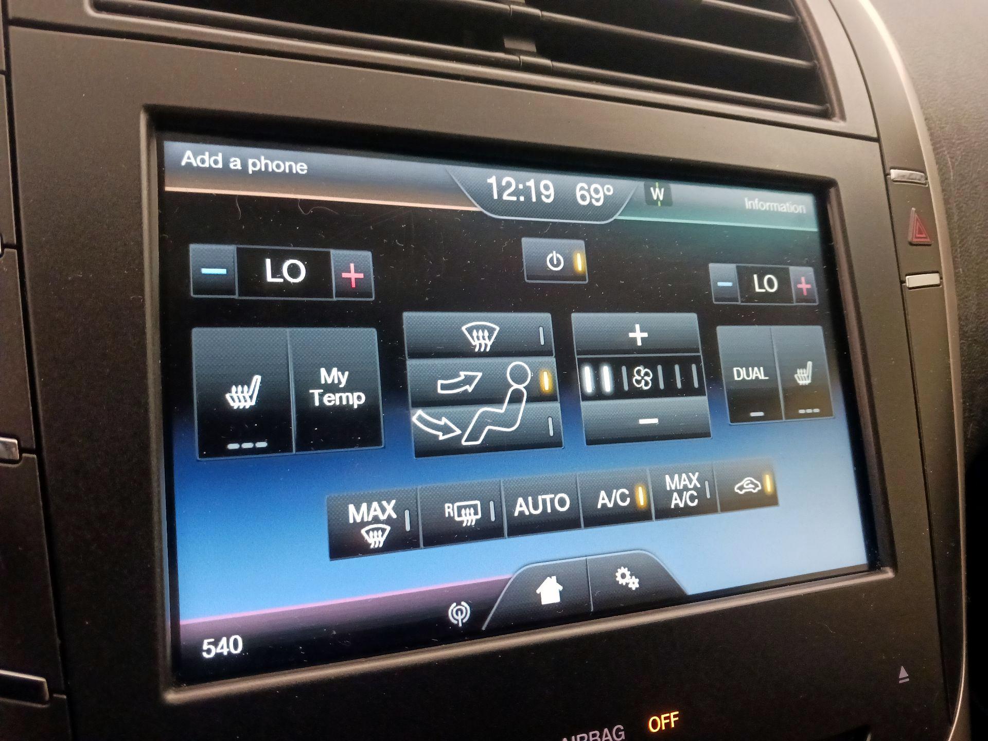 Thumbnail: 2016 Lincoln MKZ - 16