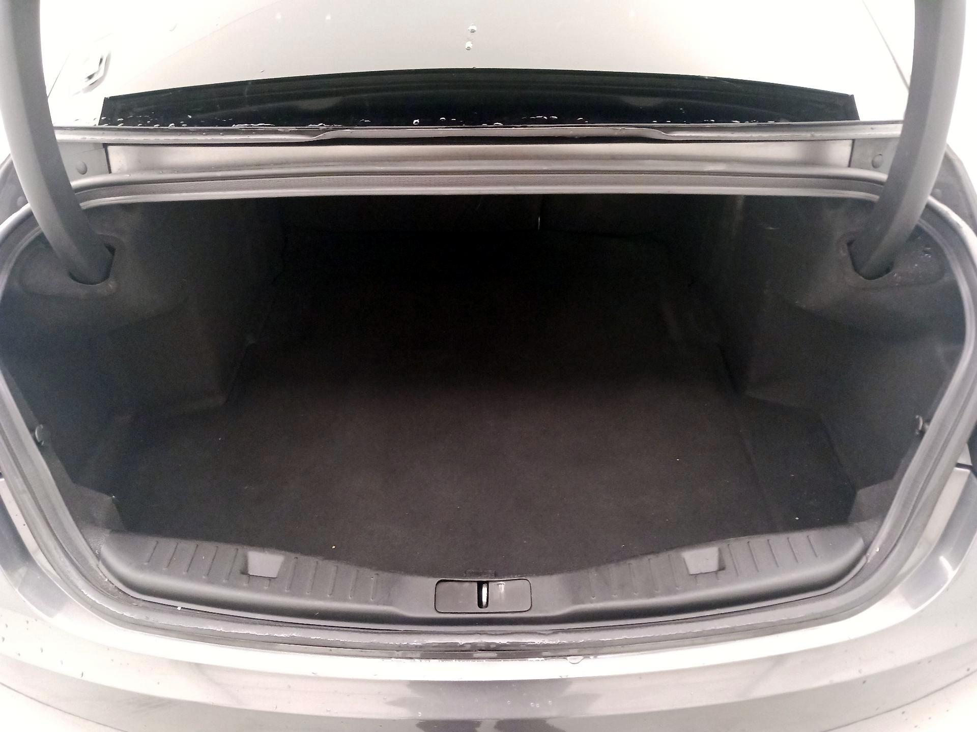 Thumbnail: 2016 Lincoln MKZ - 20