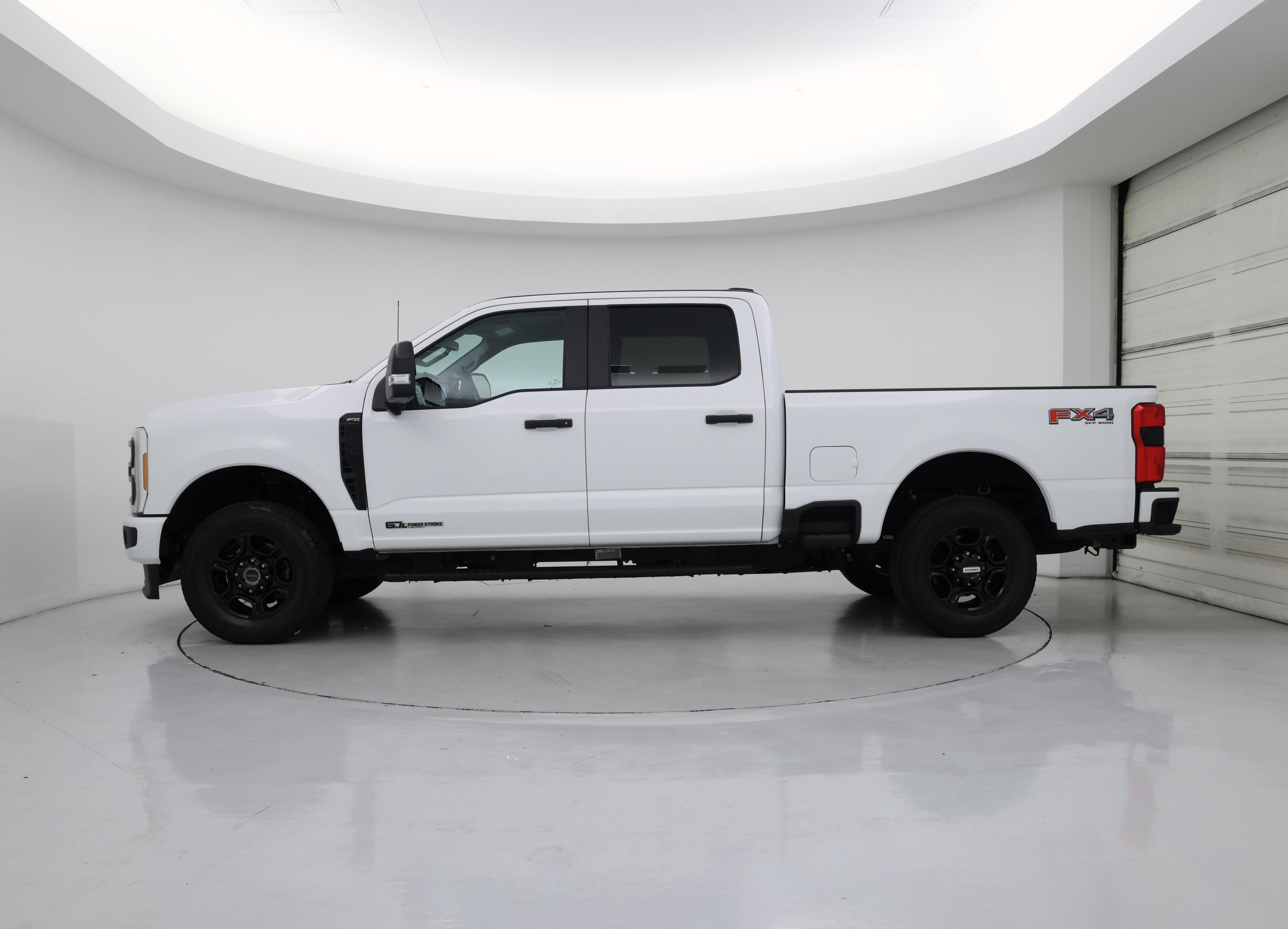 Thumbnail: 2023 Ford F-250 - 3