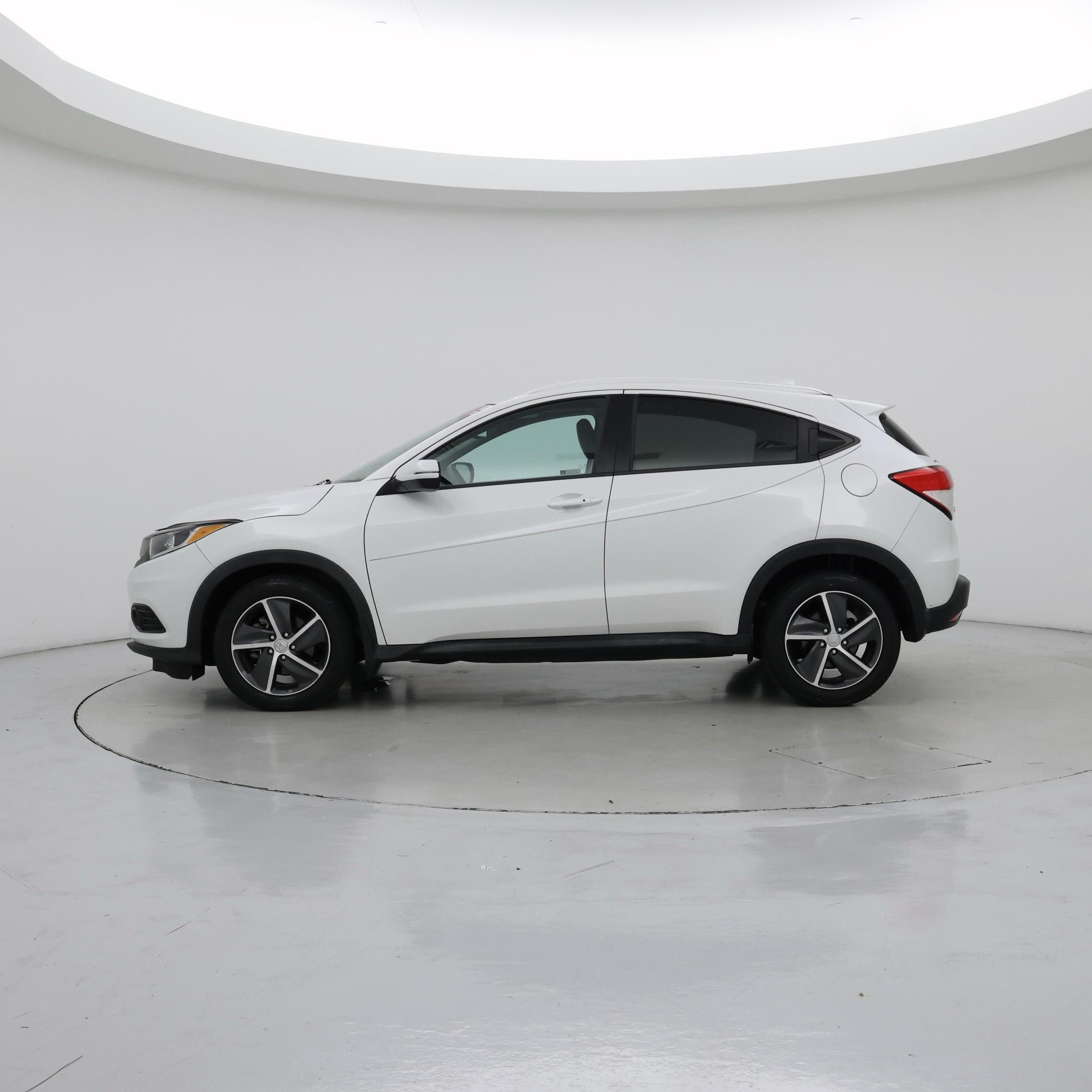 Thumbnail: 2021 Honda HR-V - 3