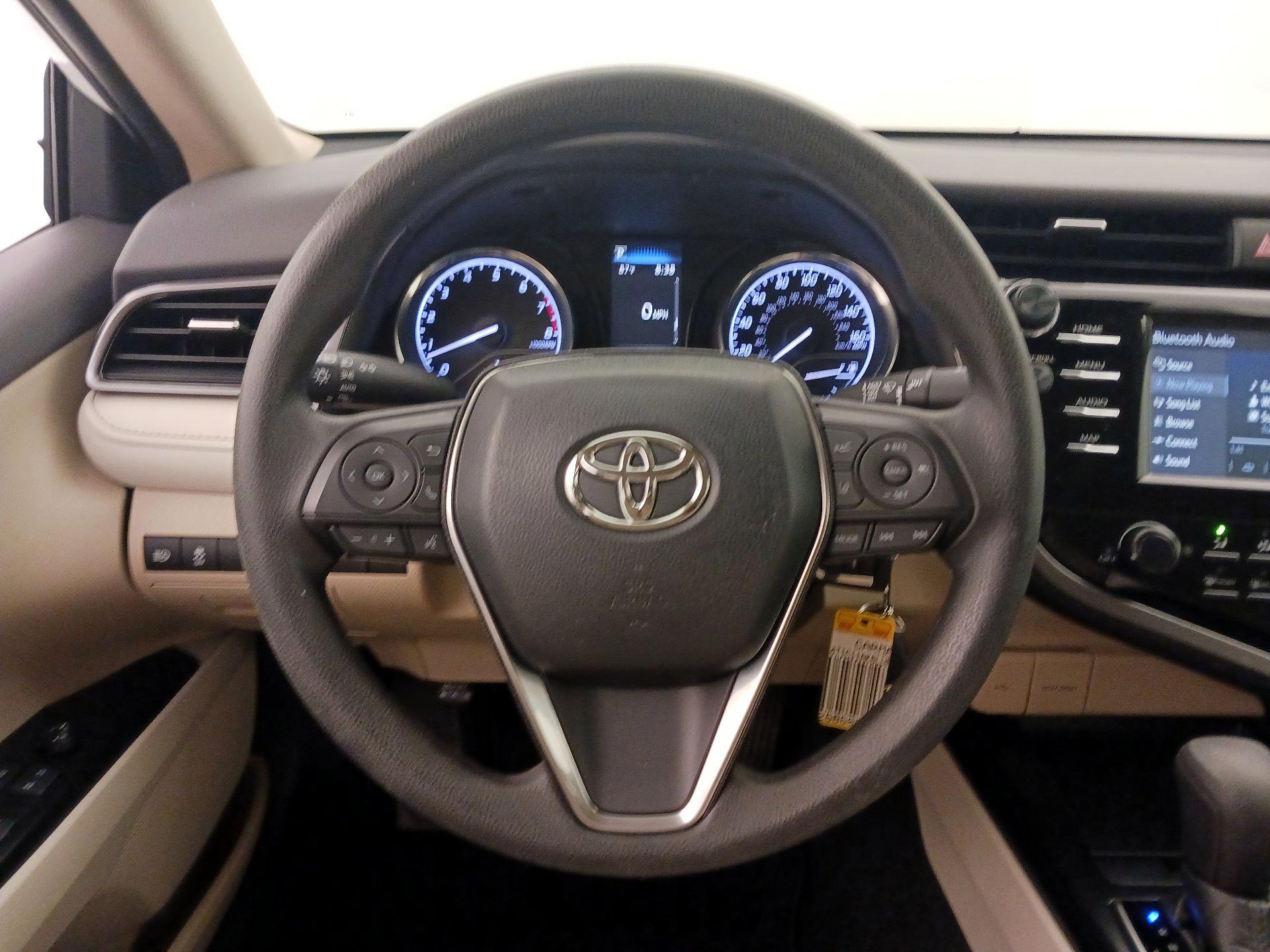 Thumbnail: 2020 Toyota Camry - 10