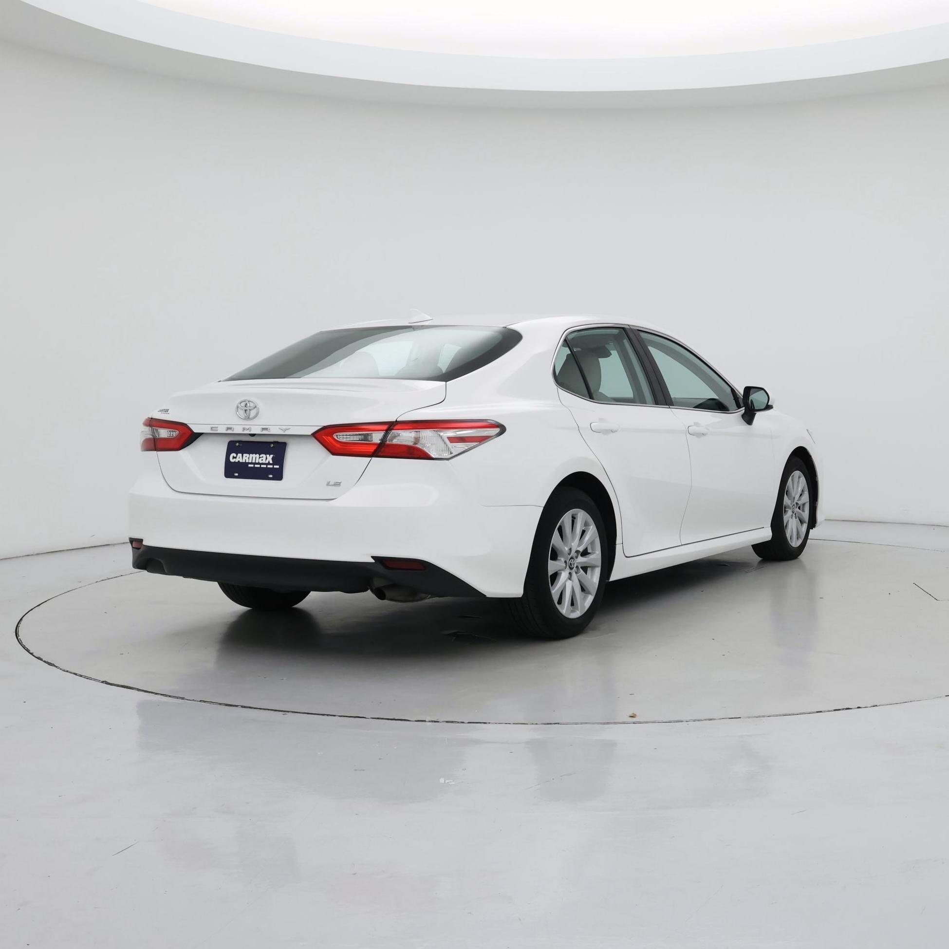 Thumbnail: 2020 Toyota Camry - 8