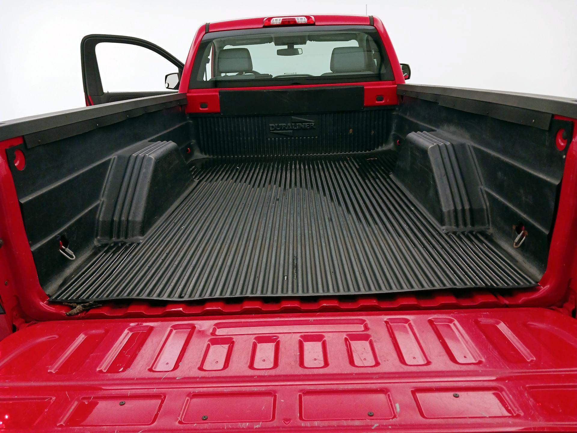 Thumbnail: 2017 Chevrolet Silverado 1500 - 18