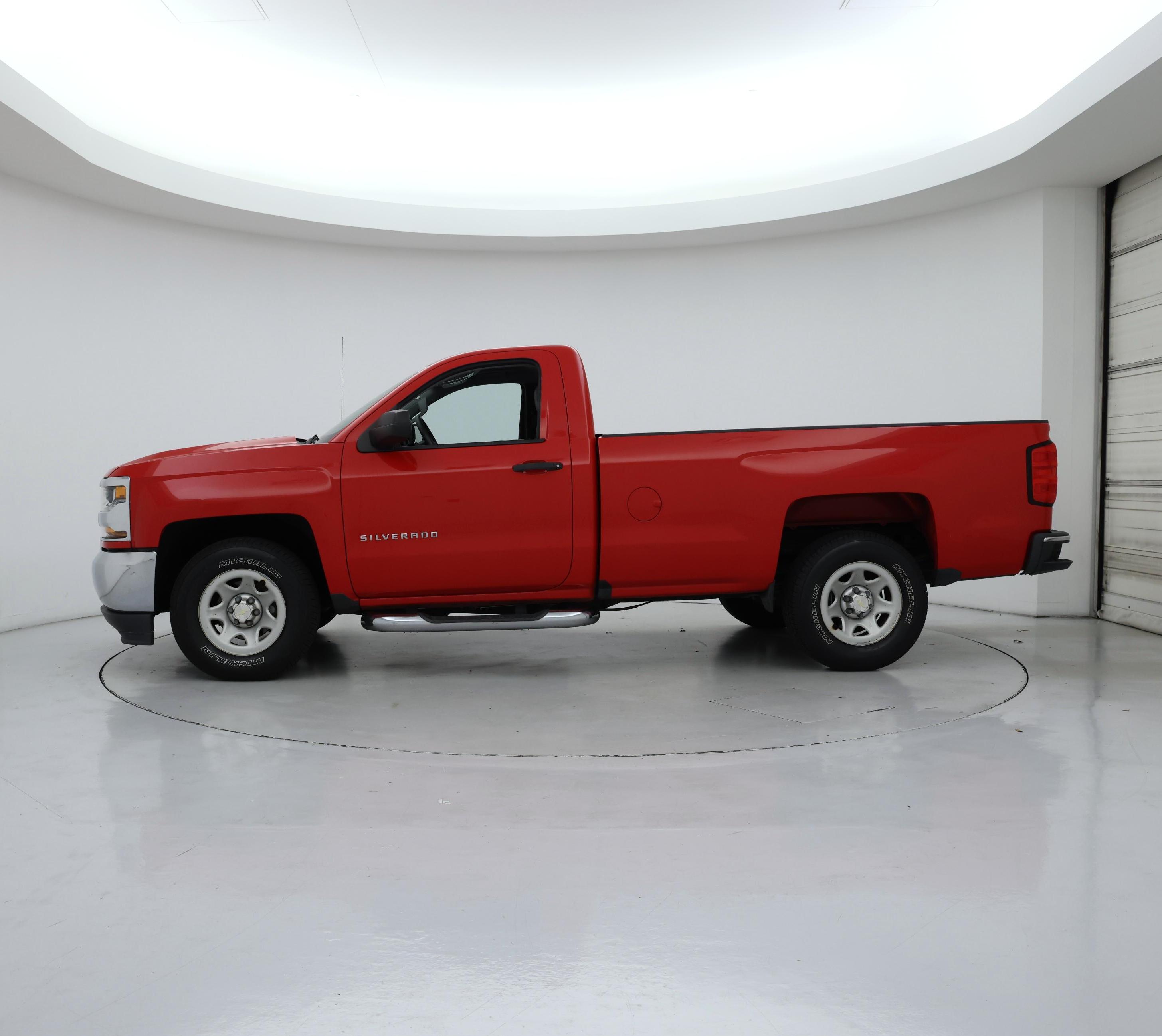 Thumbnail: 2017 Chevrolet Silverado 1500 - 3