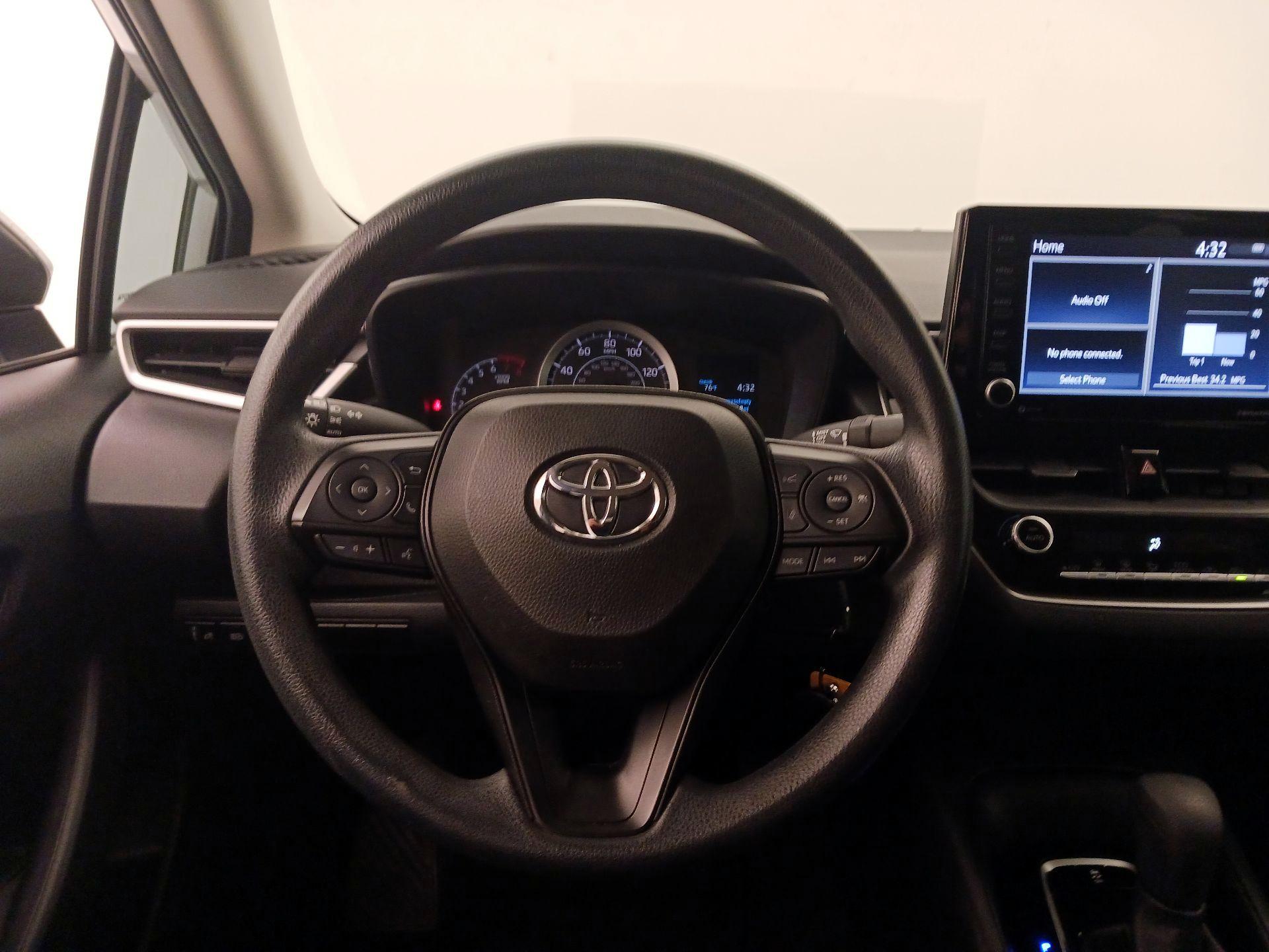 Thumbnail: 2022 Toyota Corolla - 10