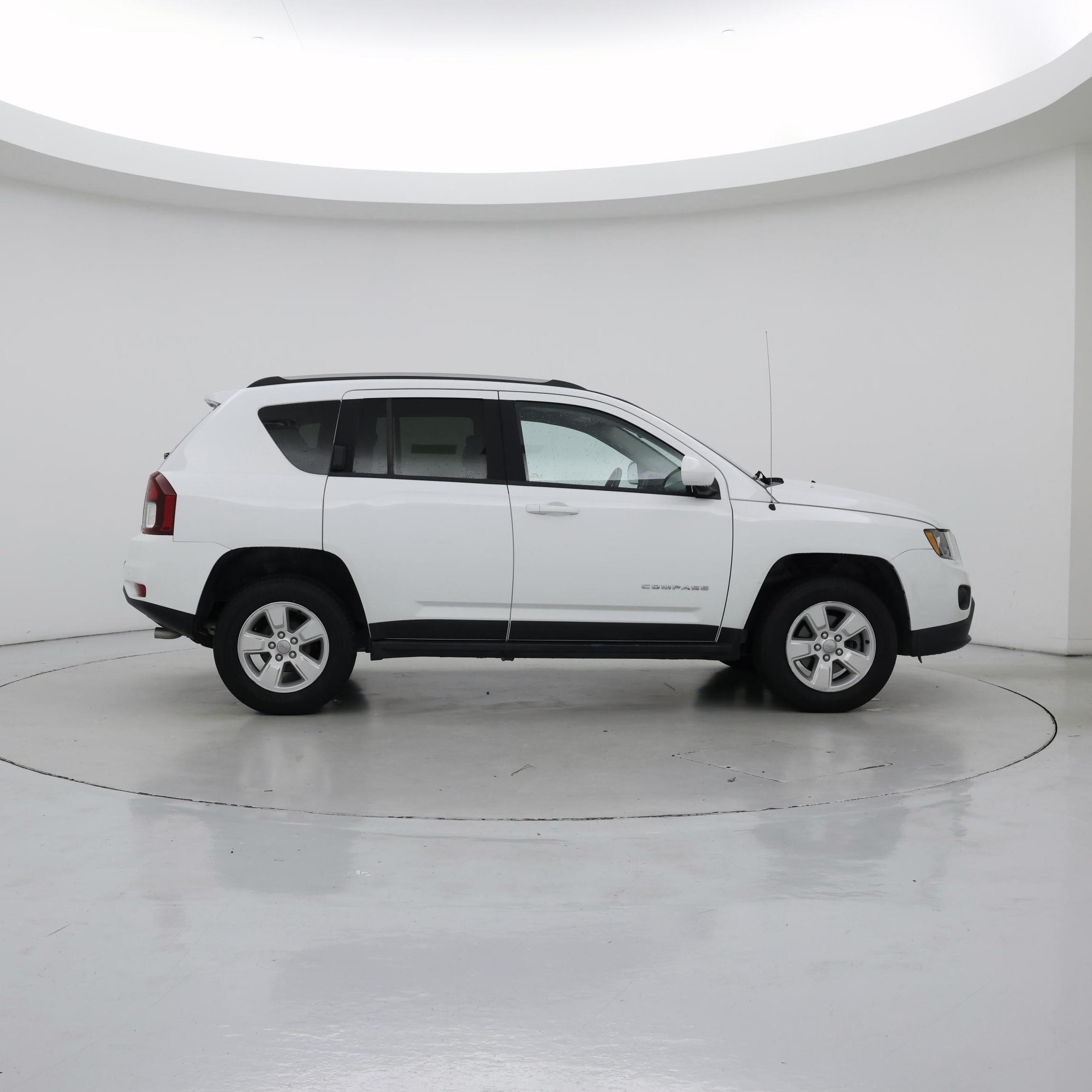 Thumbnail: 2016 Jeep Compass - 7