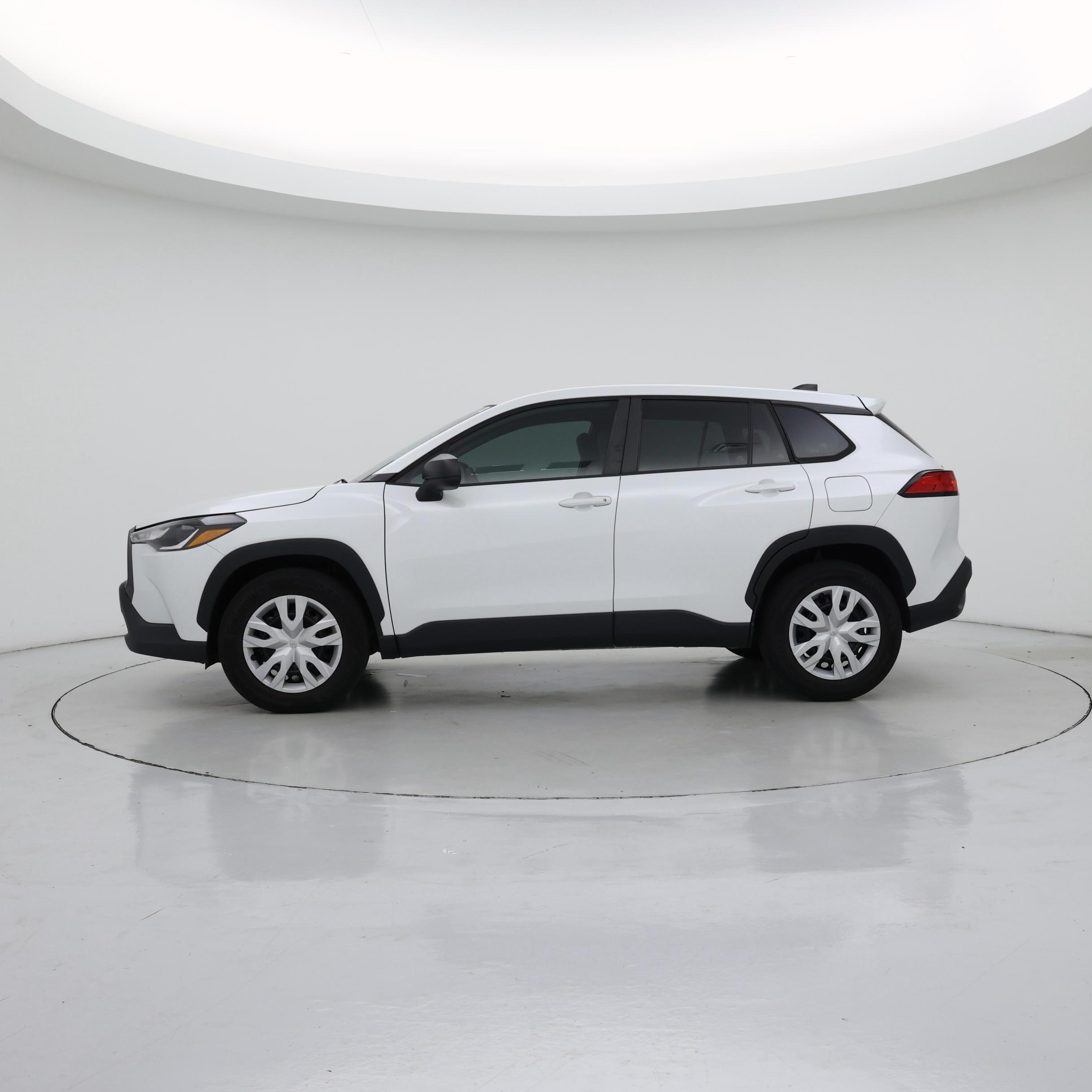 Thumbnail: 2022 Toyota Corolla Cross - 3