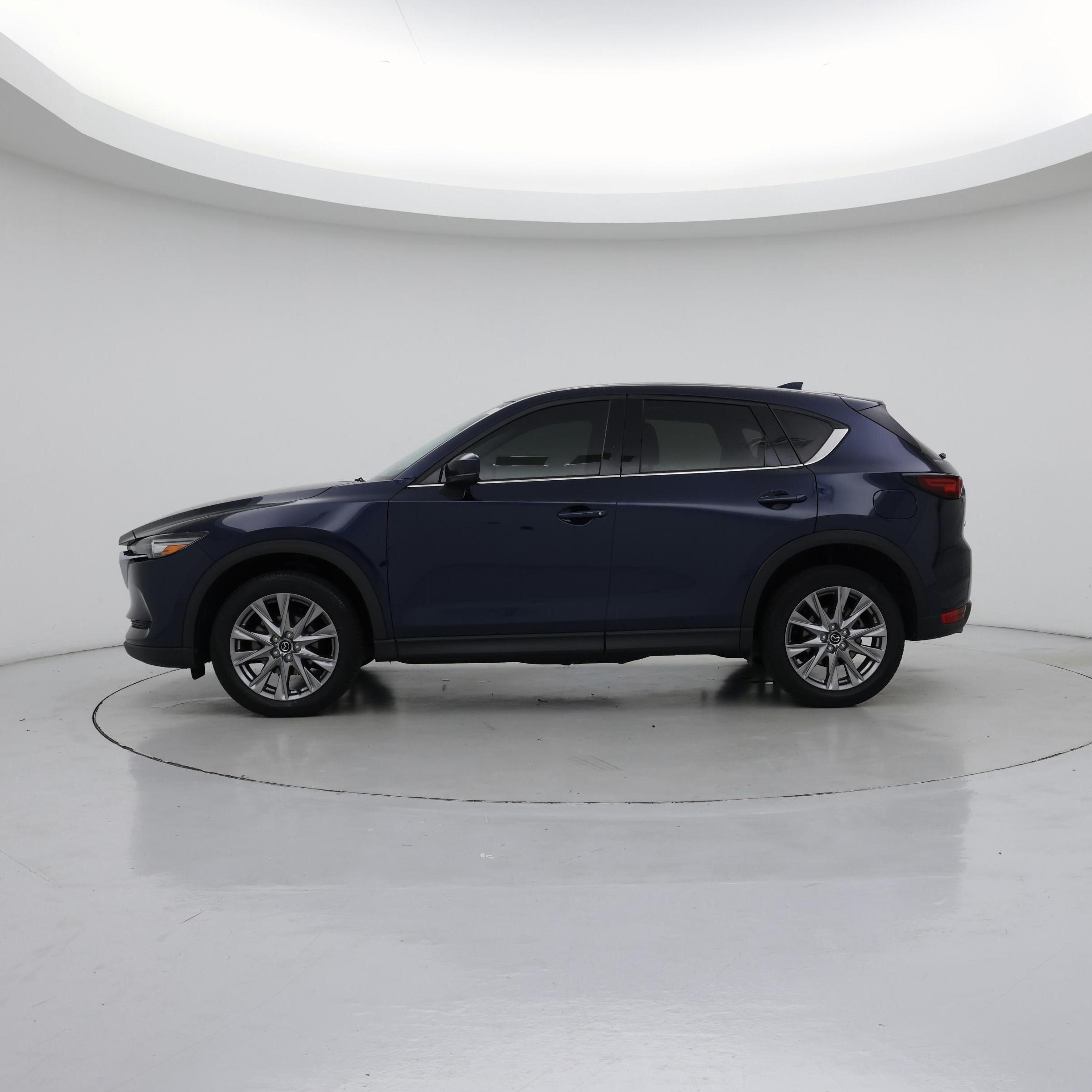 Thumbnail: 2021 Mazda CX-5 - 3